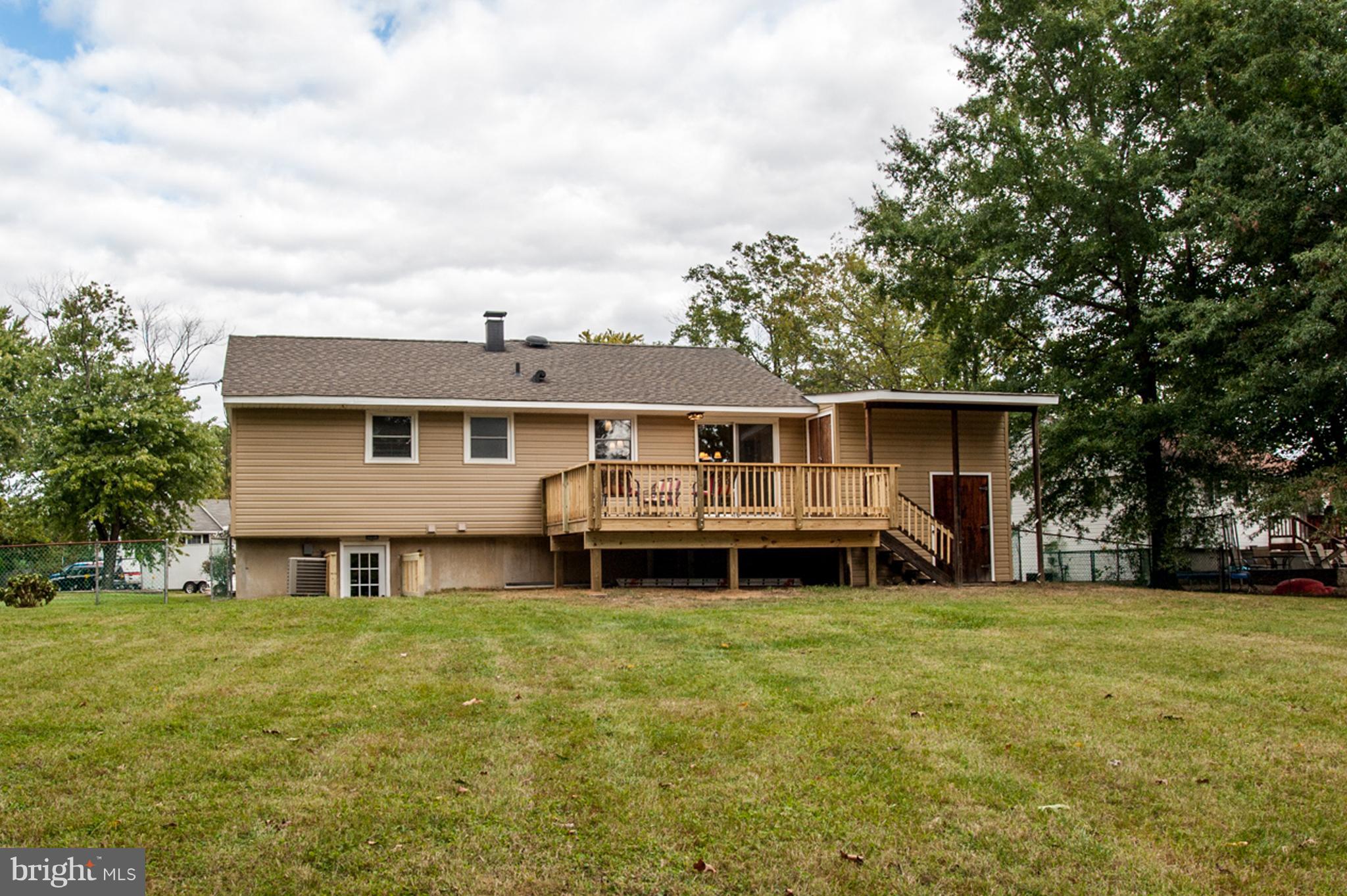 SUBURBIA - Residential