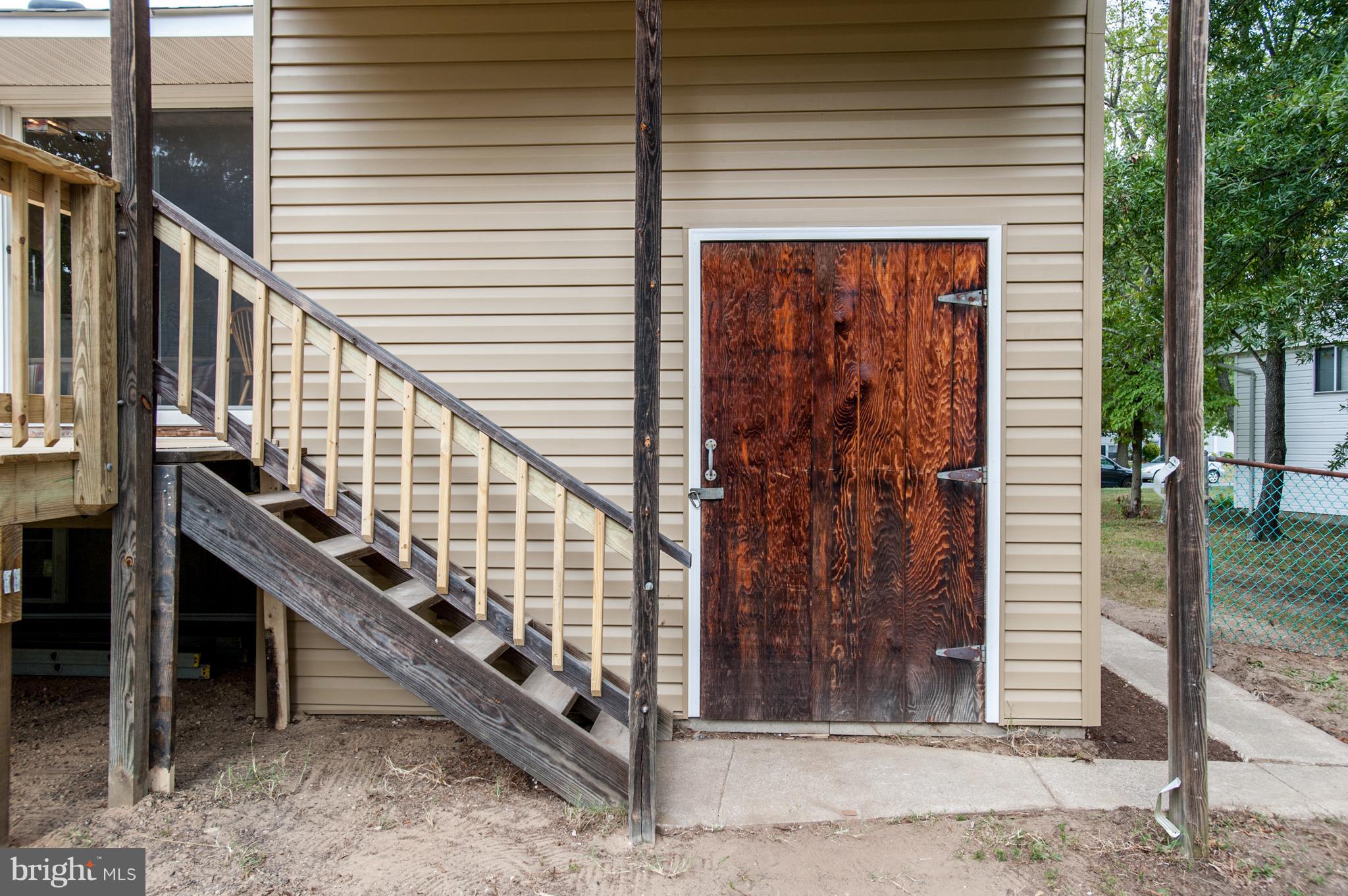 SUBURBIA - Residential