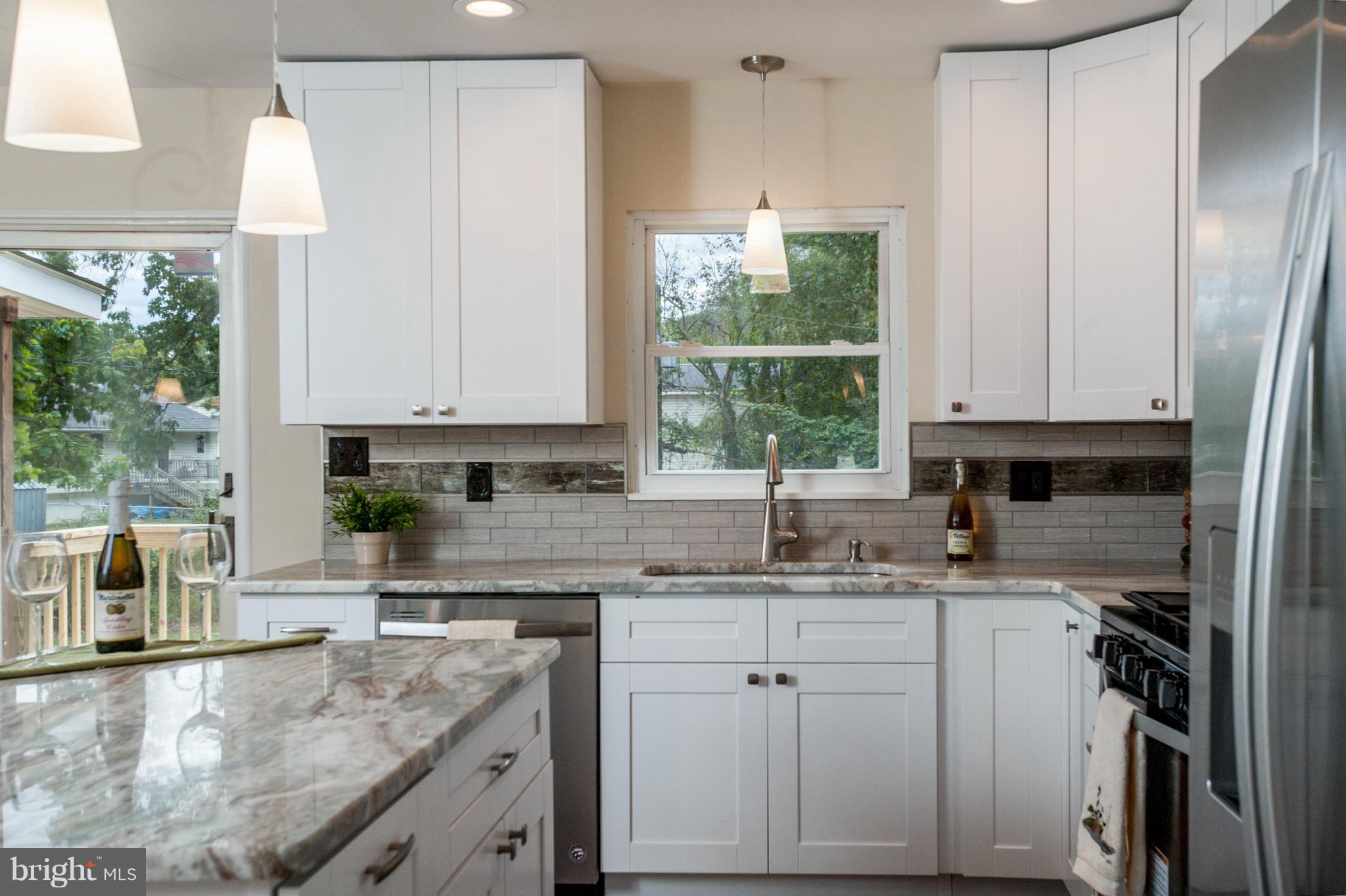 SUBURBIA - Residential