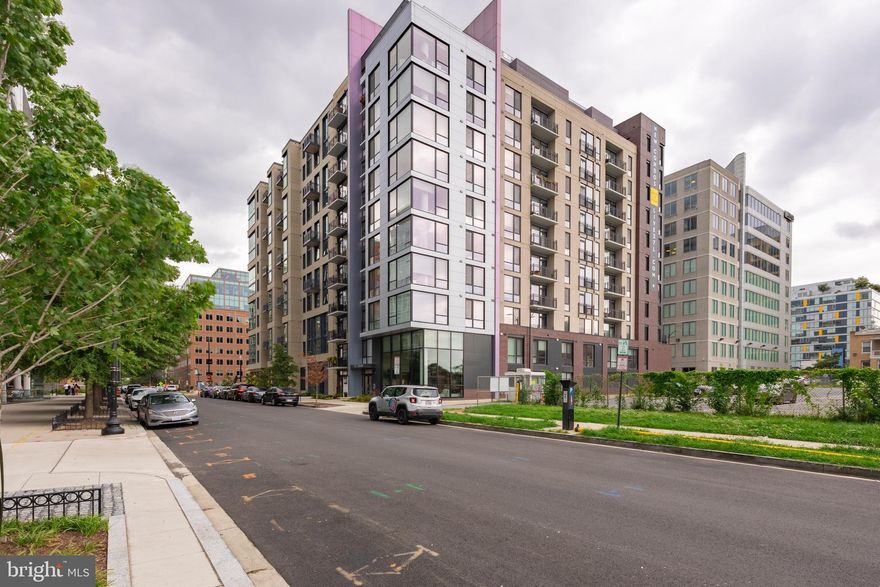 Welcome home to 37 L Street!!!  This beautiful one-bedroom, one-bath condo is a perfect place to call home.  Home is conveniently located near M street,  395, 695, Nationals Park, Navy Yard metro,  the Warf, restaurants shopping, and more.  The home has been meticulously maintained and features a front-loading washer and dryer, hardwood floors, custom cabinets, and built-ins. Don't miss out on the opportunity to make this home yours.