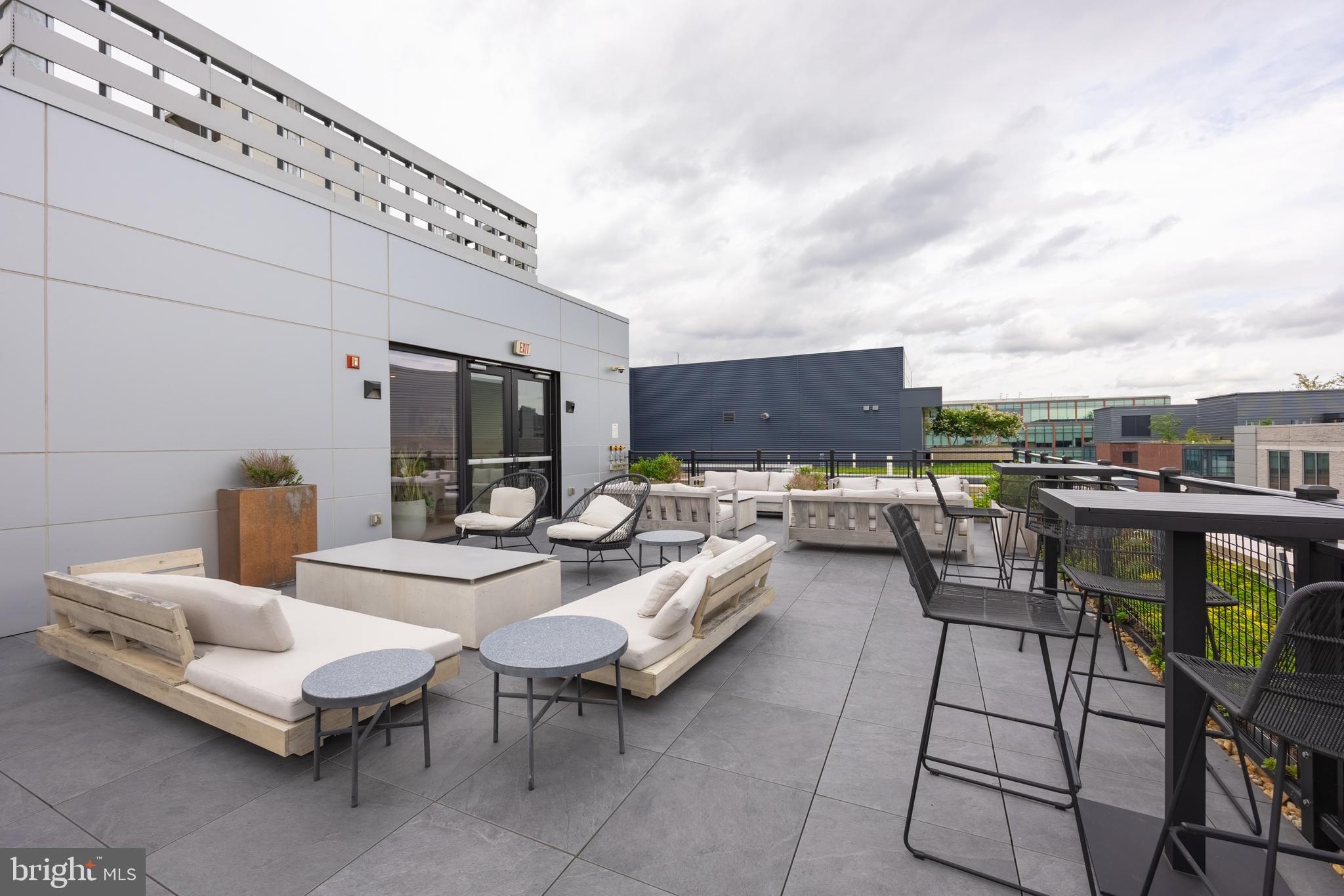 NAVY YARD - Residential Lease