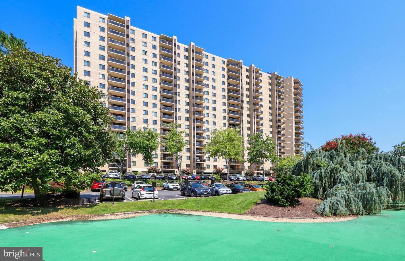 WATERGATE AT LANDMARK - Residential Lease