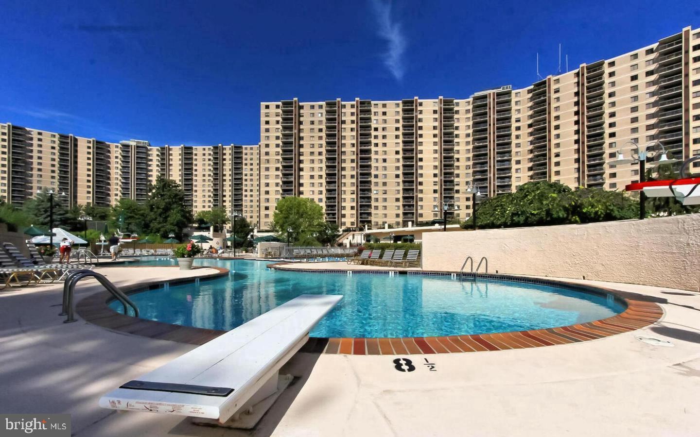 WATERGATE AT LANDMARK - Residential Lease