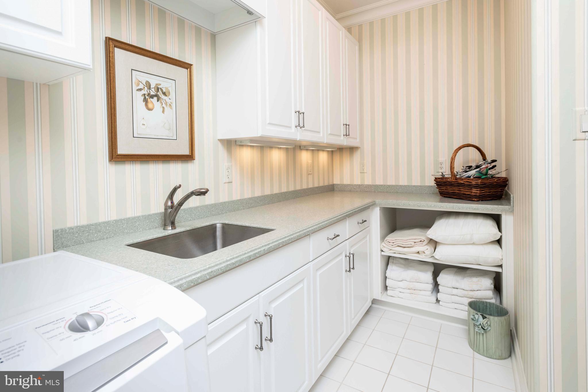 CLOISTERS AT CHARLES III - Residential