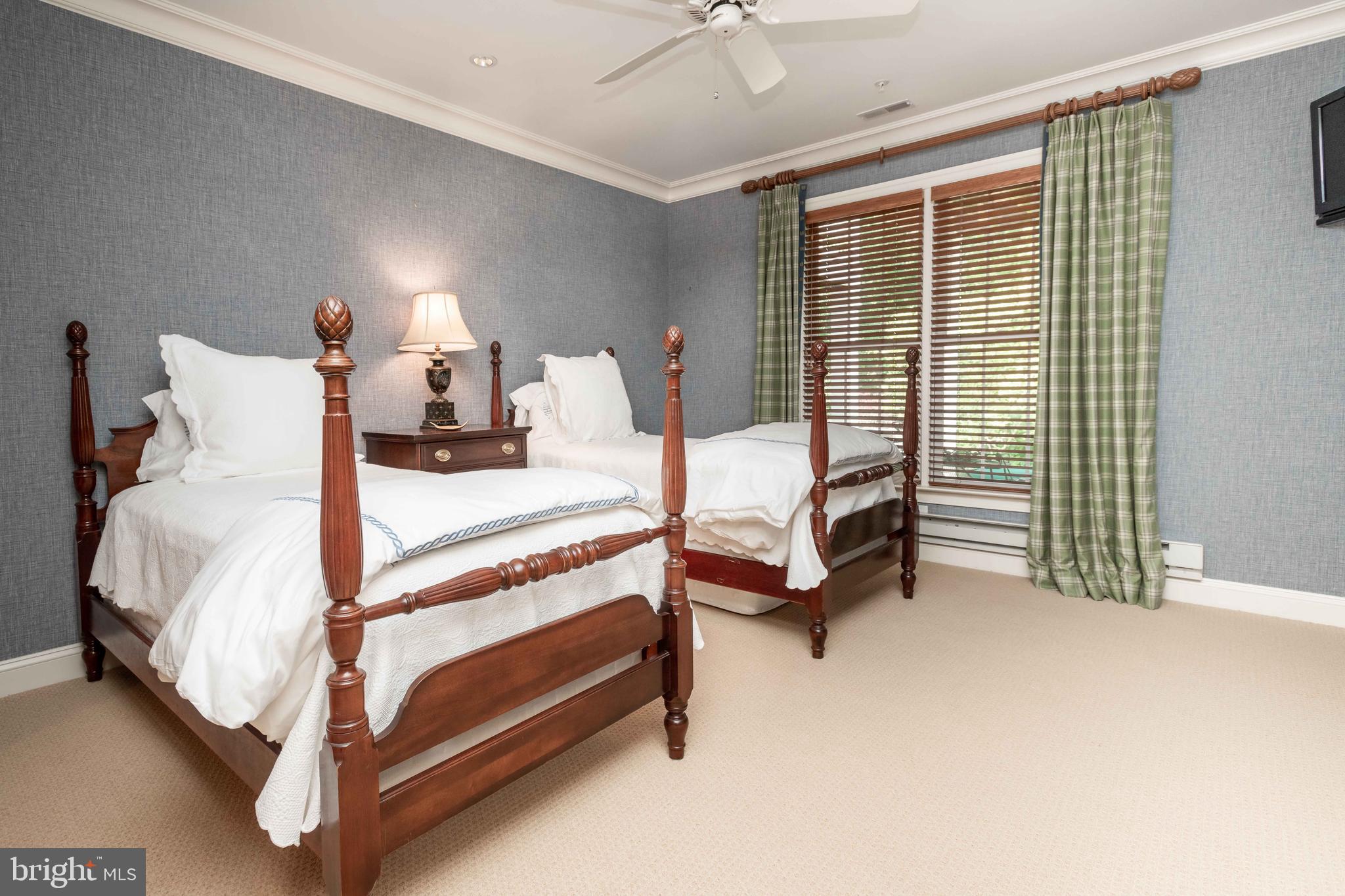 CLOISTERS AT CHARLES III - Residential