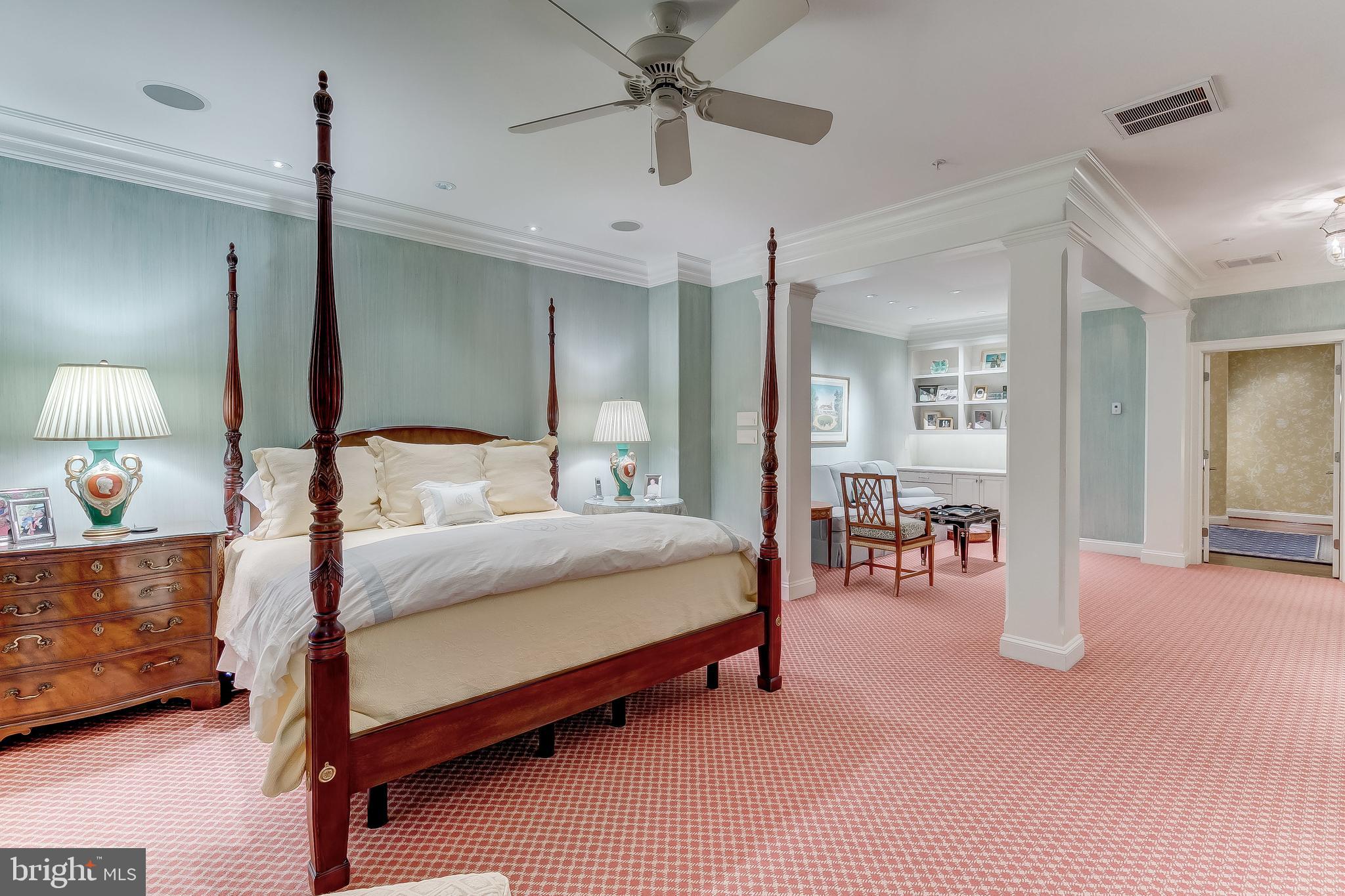 CLOISTERS AT CHARLES III - Residential