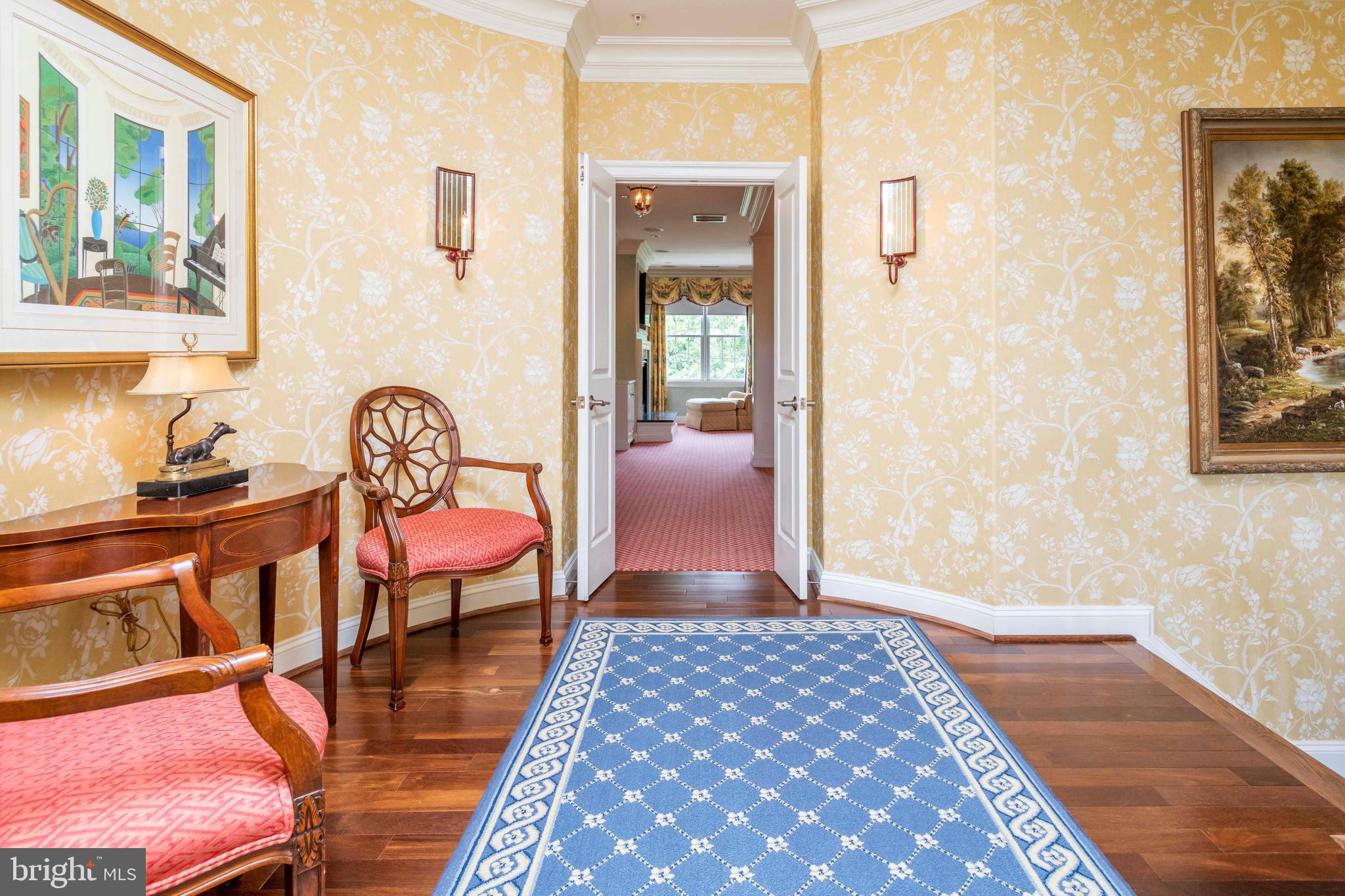 CLOISTERS AT CHARLES III - Residential