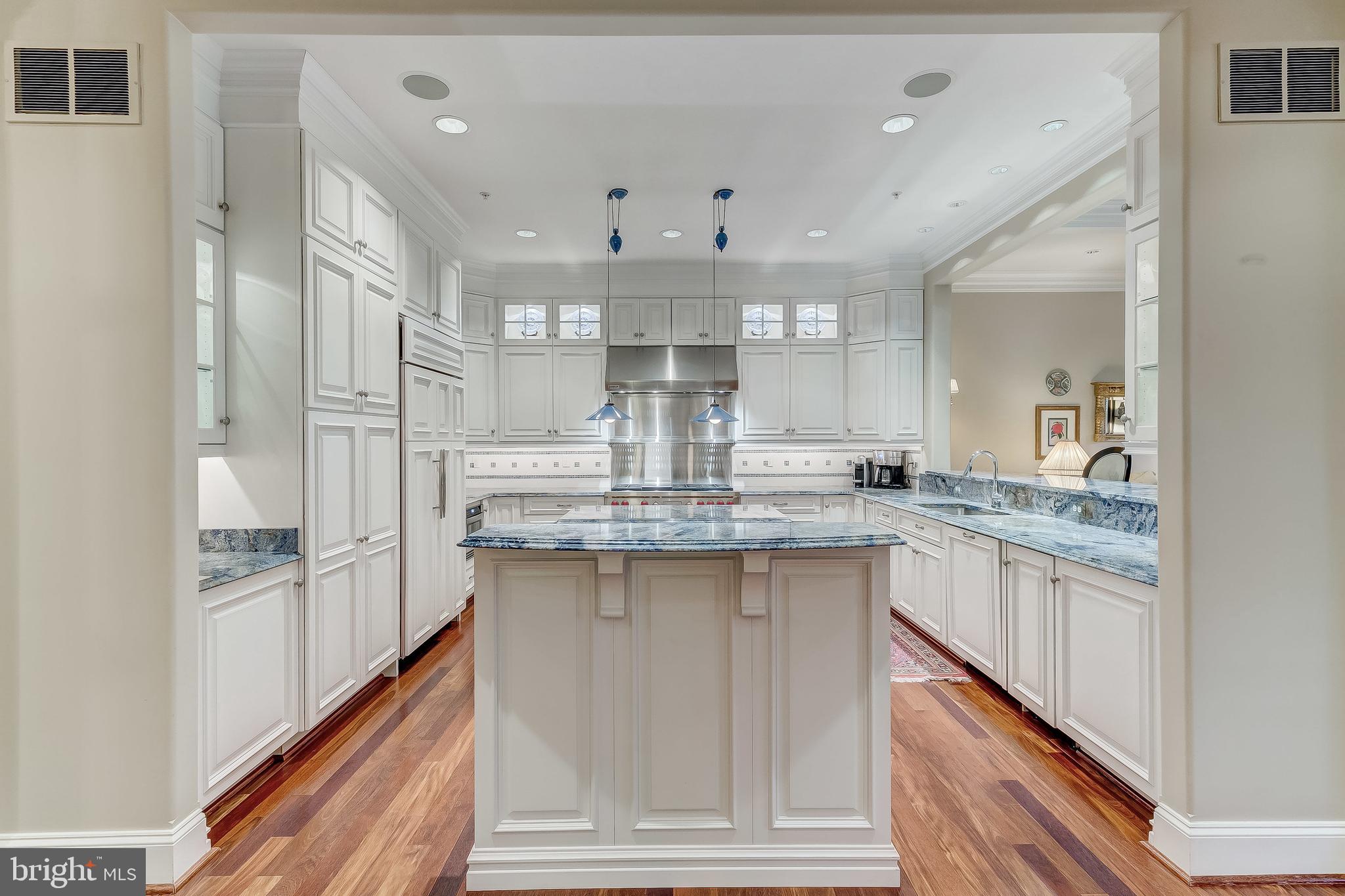 CLOISTERS AT CHARLES III - Residential