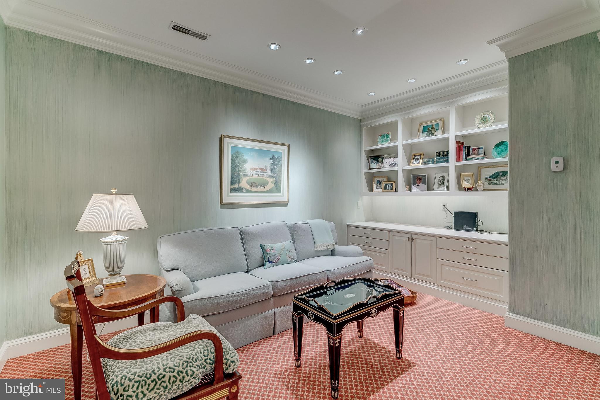 CLOISTERS AT CHARLES III - Residential