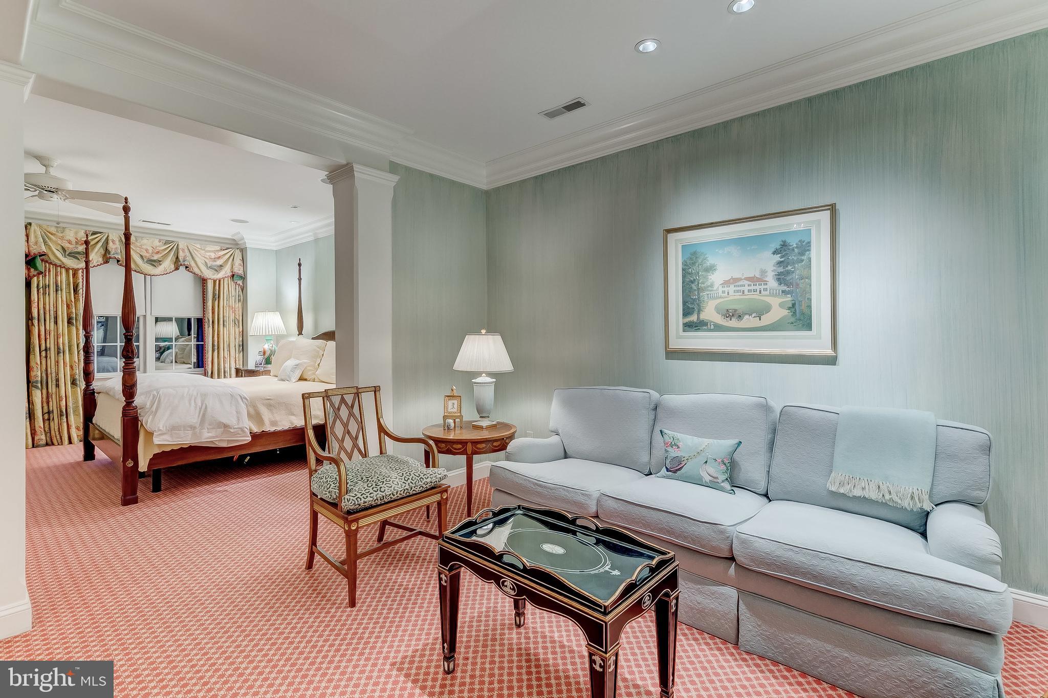 CLOISTERS AT CHARLES III - Residential