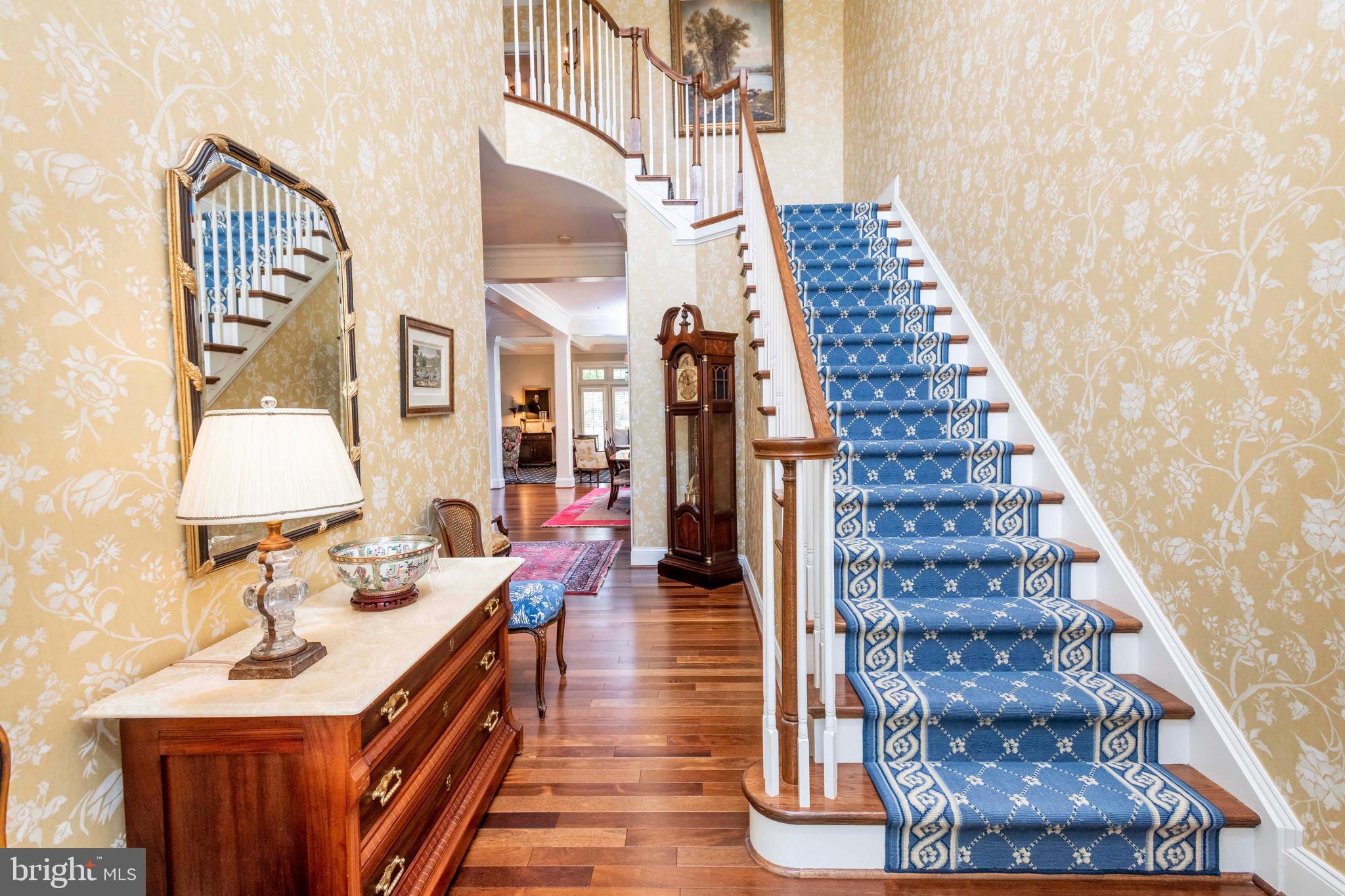 CLOISTERS AT CHARLES III - Residential