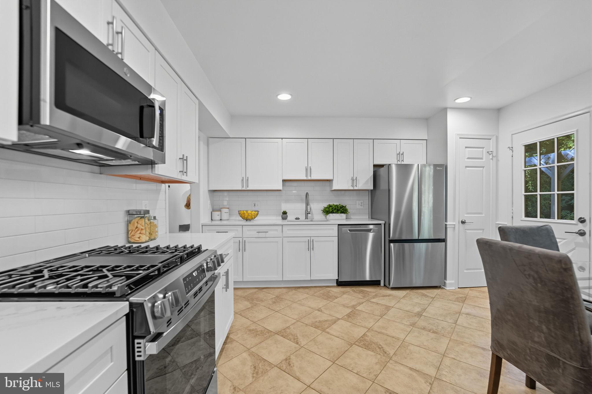 GEORGE MASON FOREST - Residential