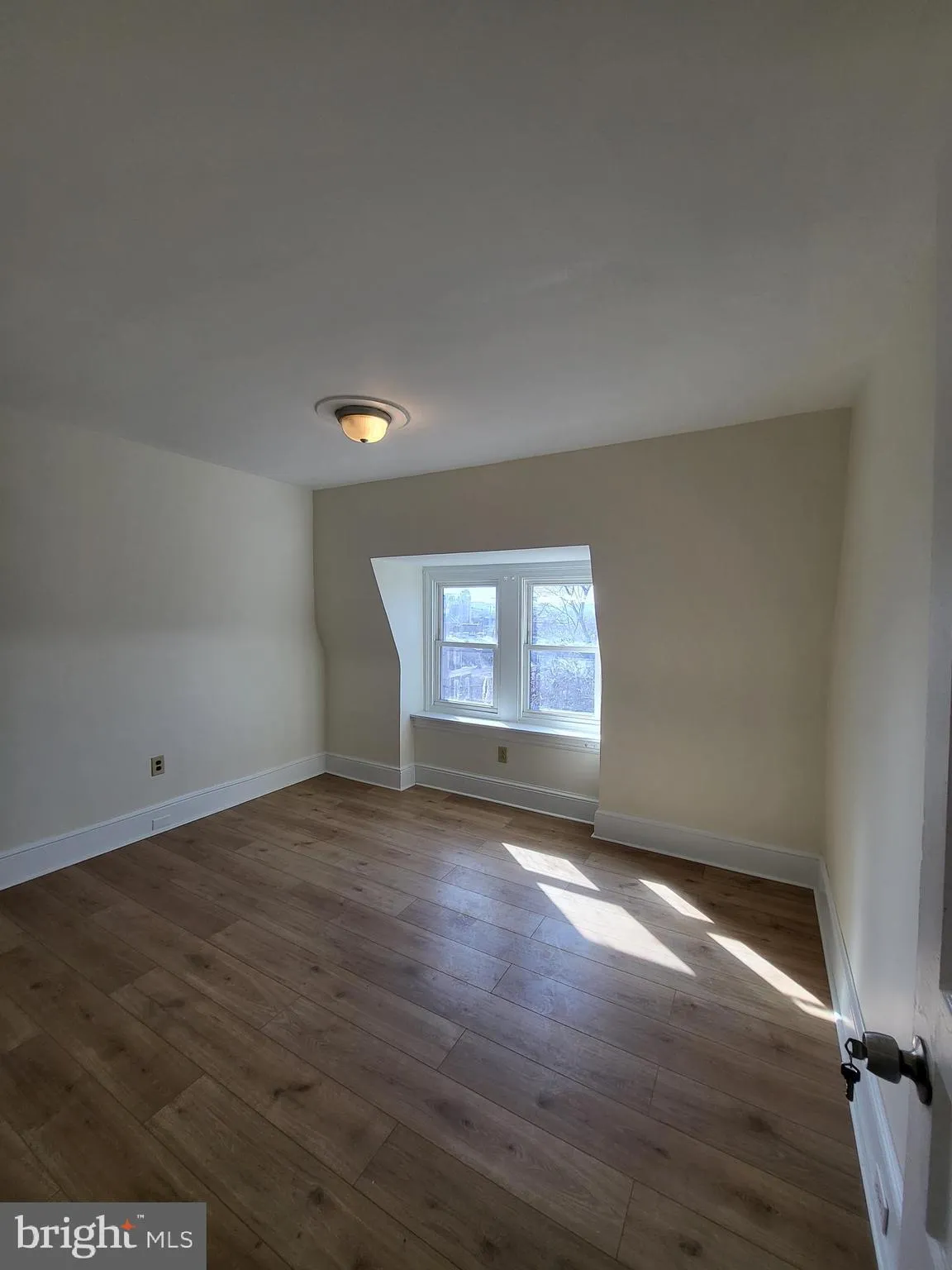 Reading, Pennsylvania 19604, United States, 5 Bedrooms Bedrooms, ,2 BathroomsBathrooms,Residential,Active,84158