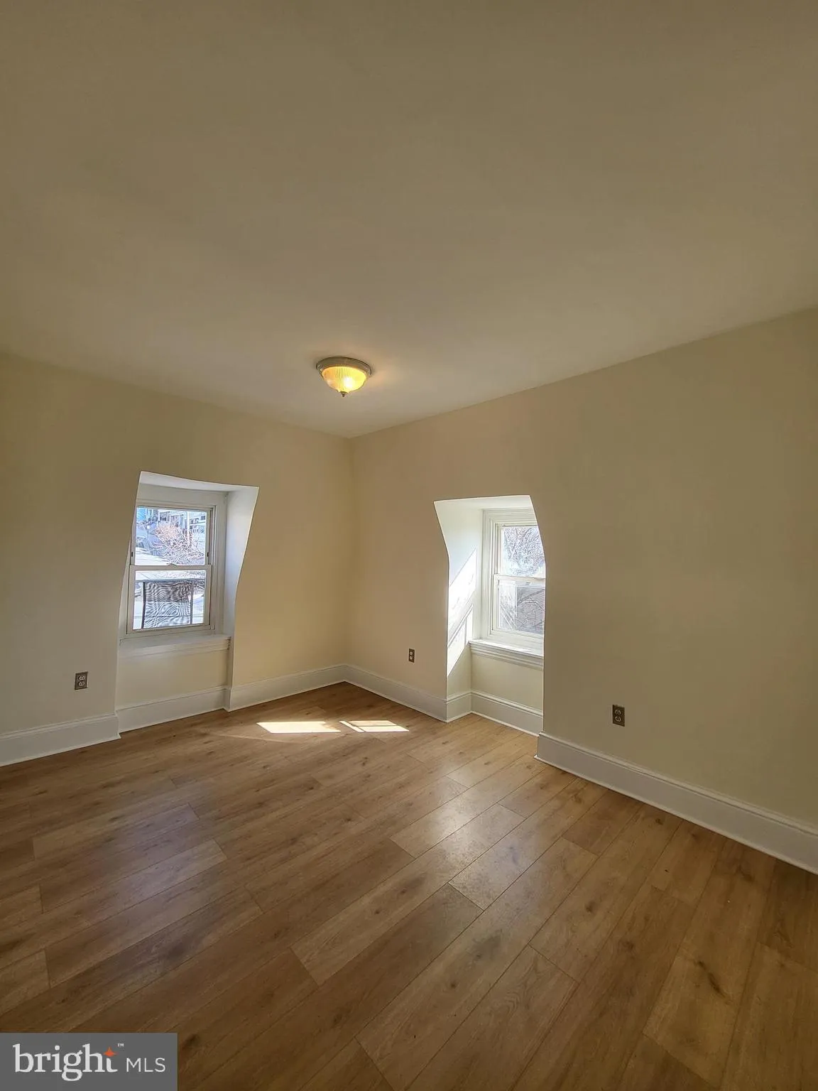 Reading, Pennsylvania 19604, United States, 5 Bedrooms Bedrooms, ,2 BathroomsBathrooms,Residential,Active,84158