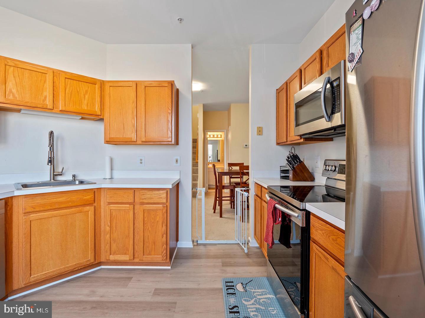 ASHBURN VILLAGE - Residential Lease