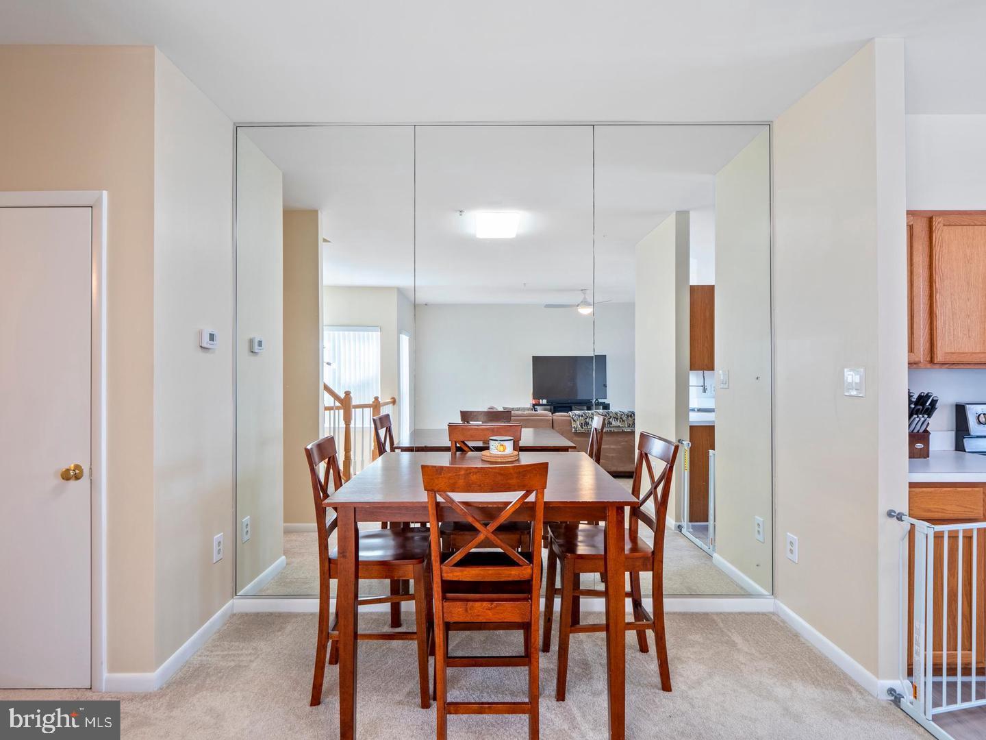 ASHBURN VILLAGE - Residential Lease