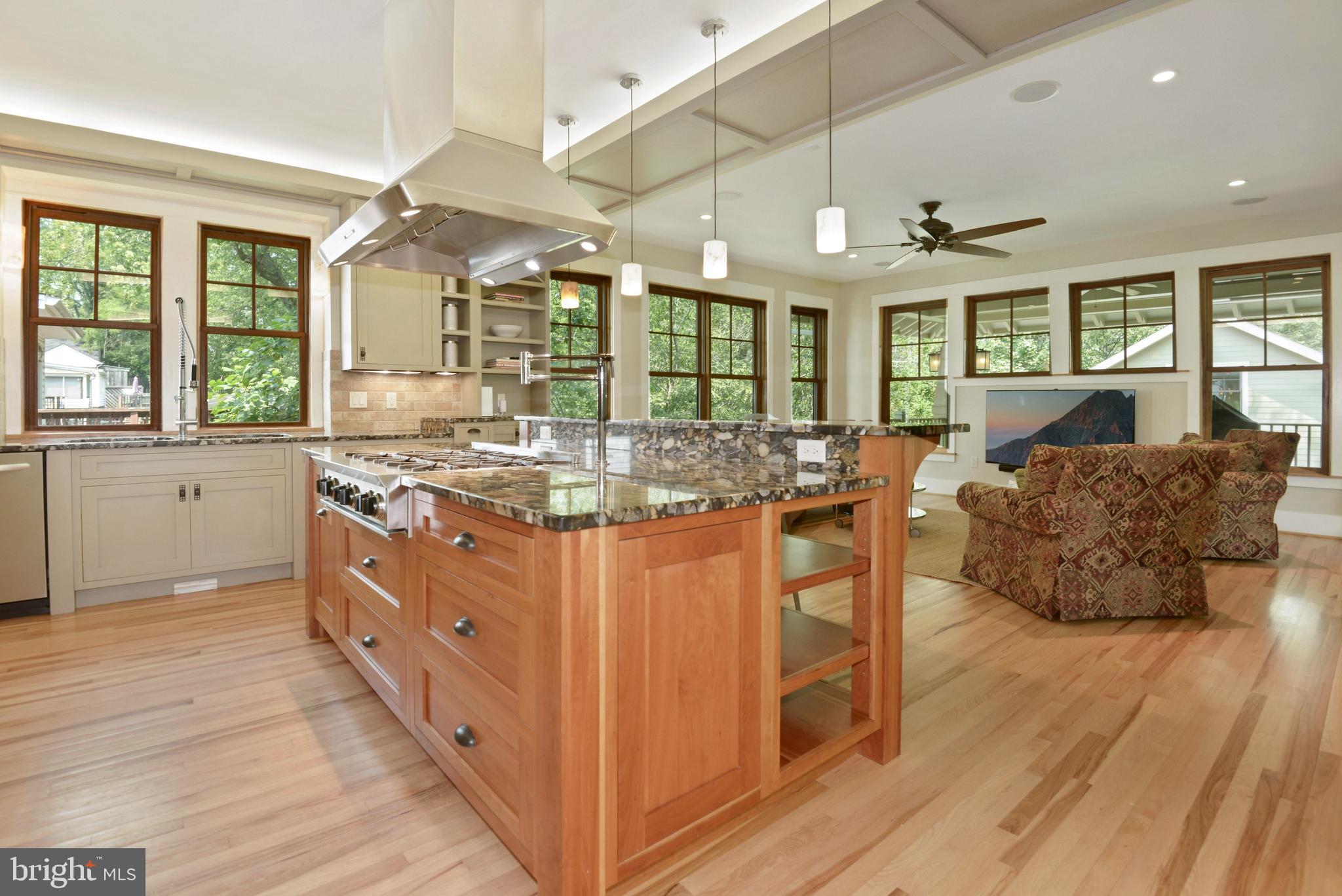 OVERLEE - Residential