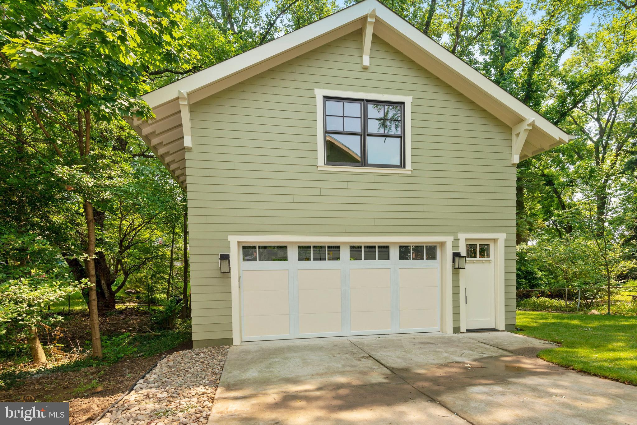 OVERLEE - Residential