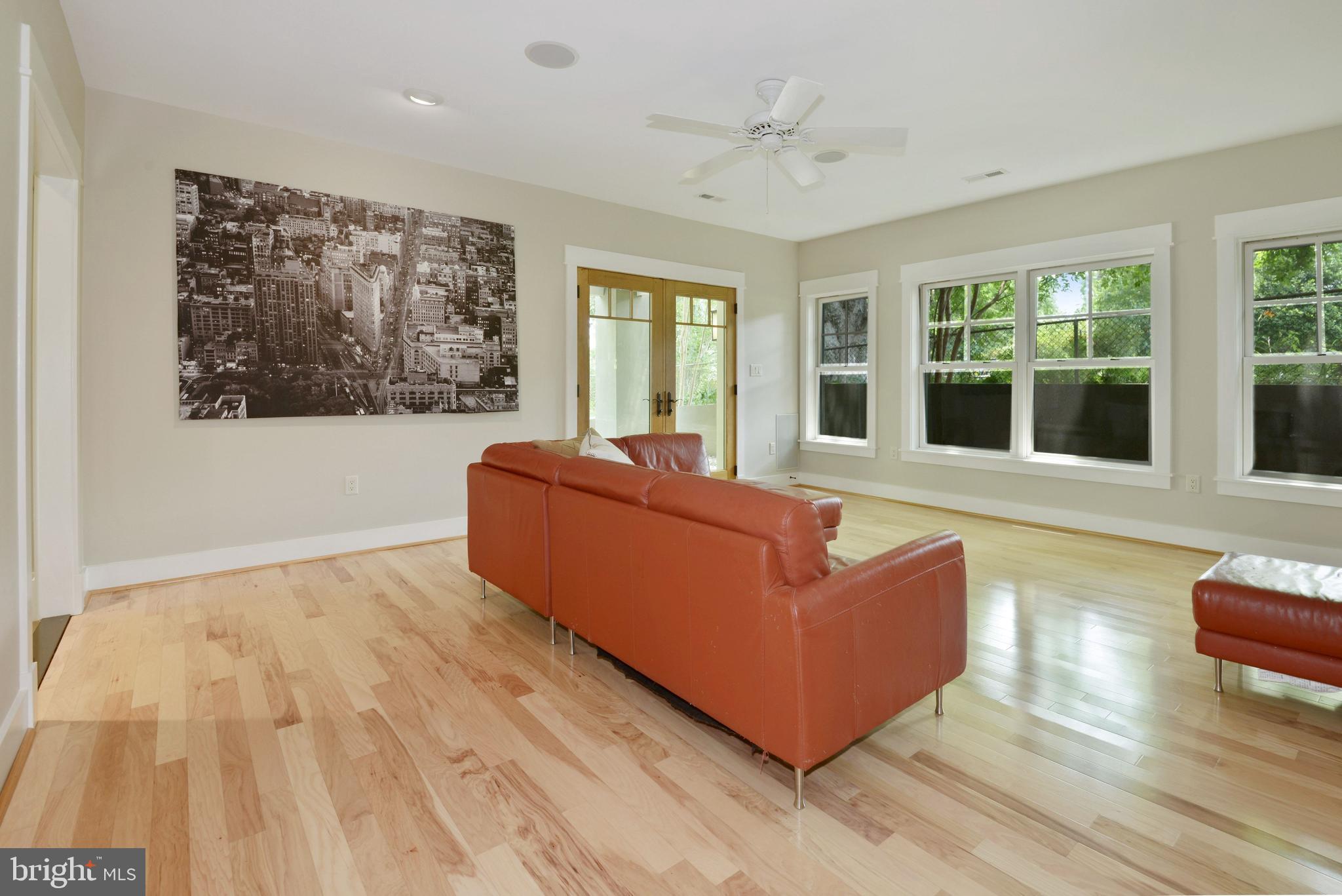 OVERLEE - Residential