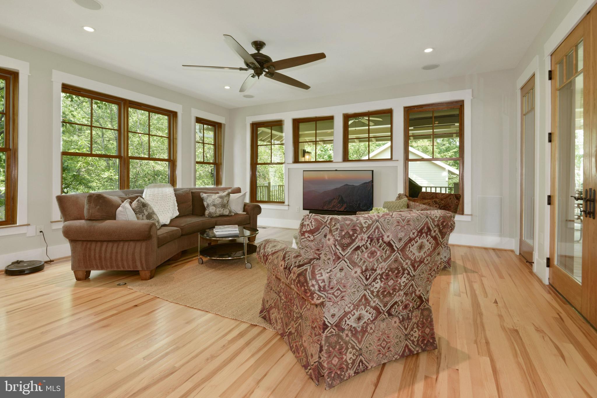 OVERLEE - Residential