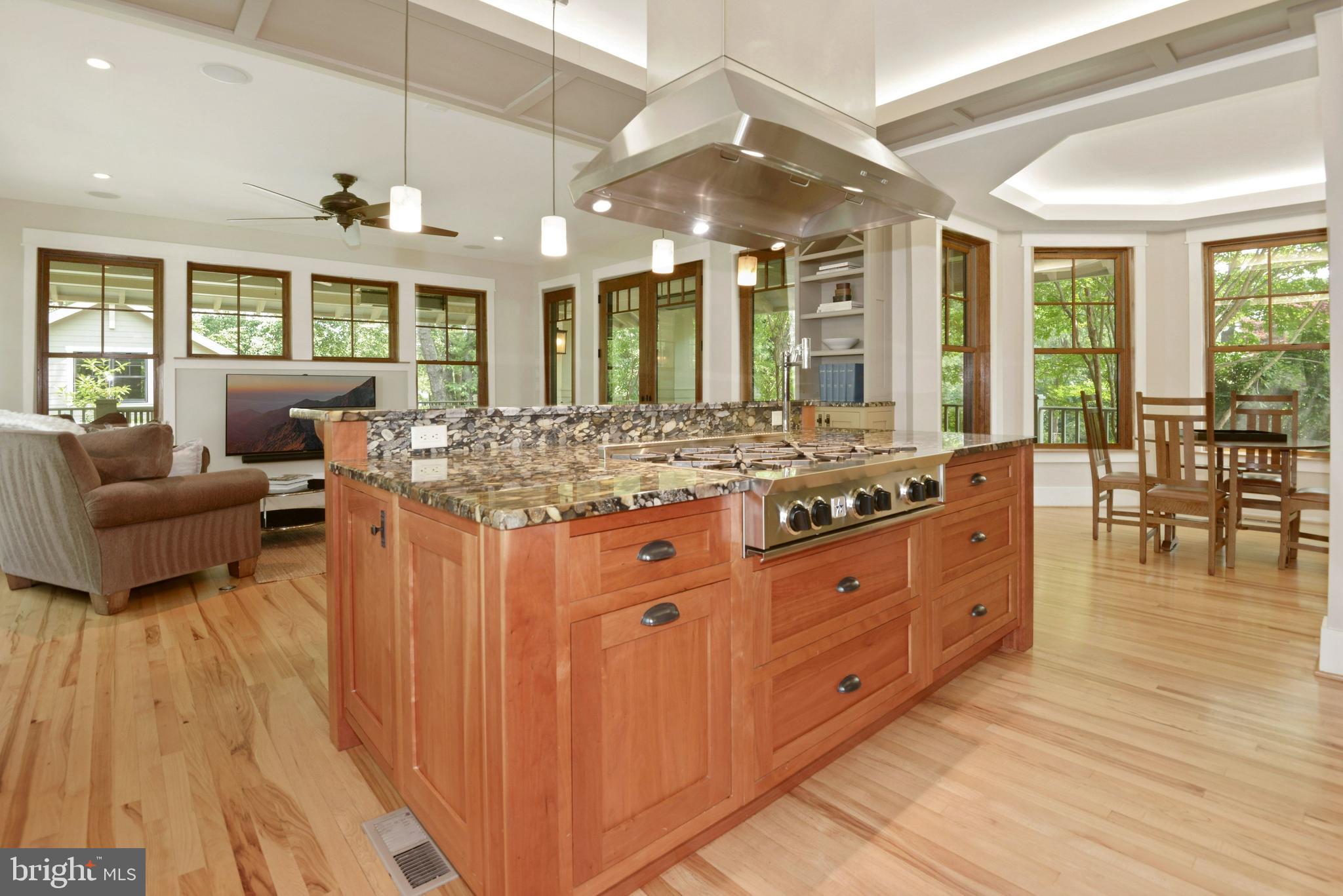 OVERLEE - Residential