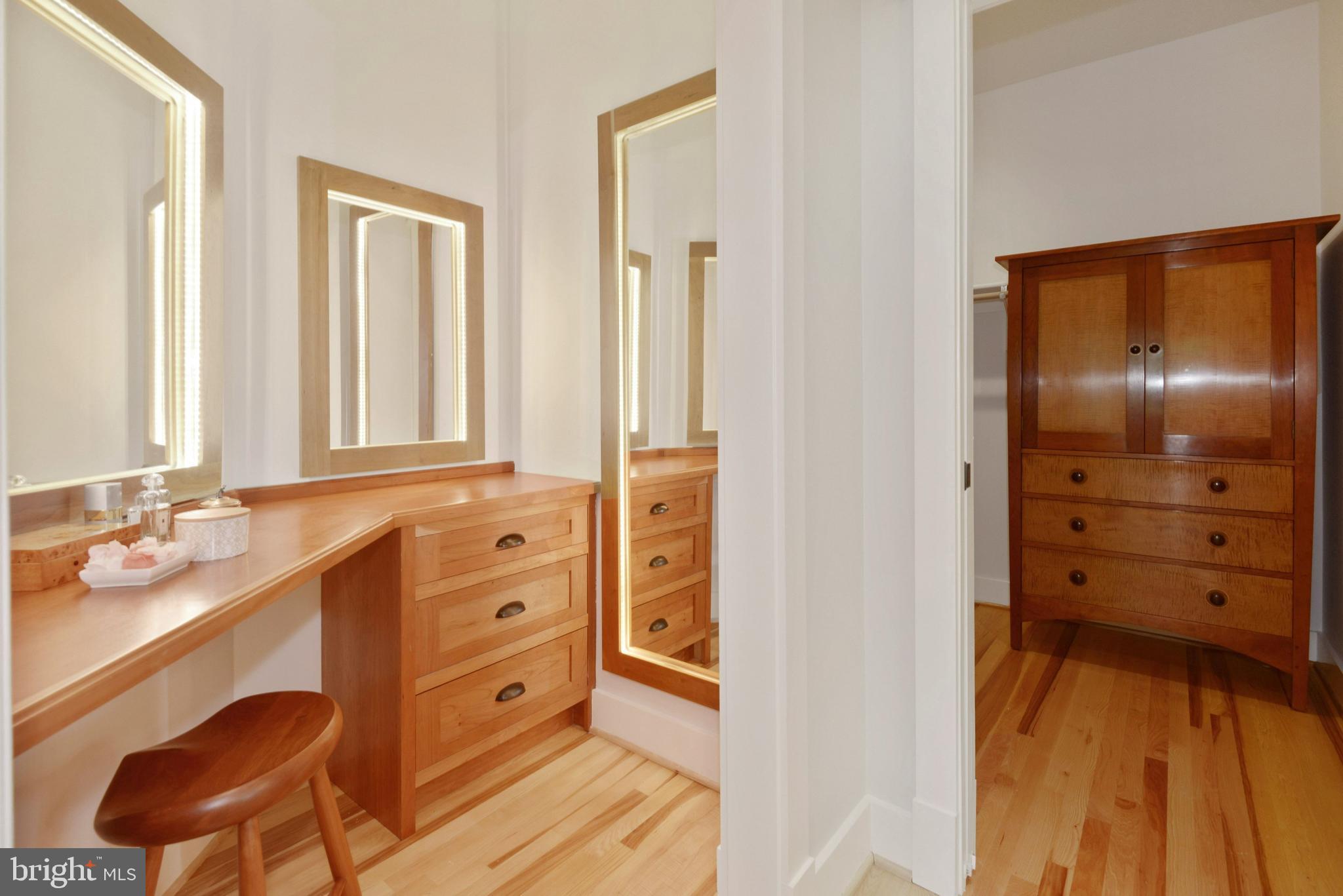 OVERLEE - Residential