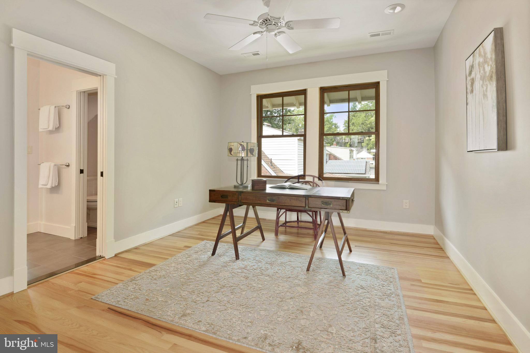 OVERLEE - Residential