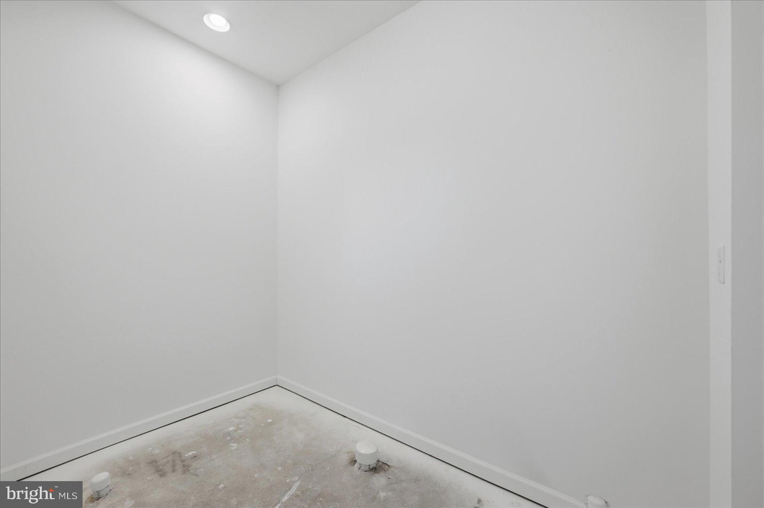 FREEDOM MANOR - Residential