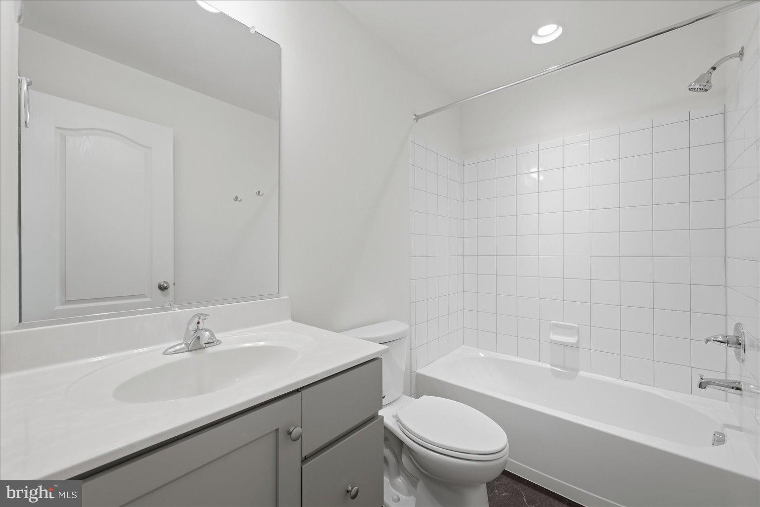 FREEDOM MANOR - Residential