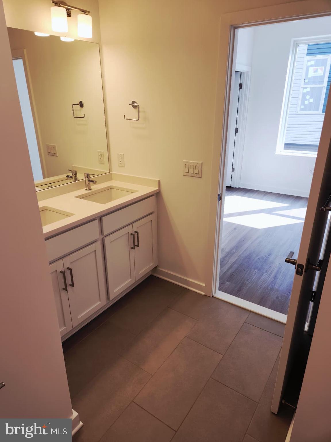 PHILADELPHIA - Residential Lease