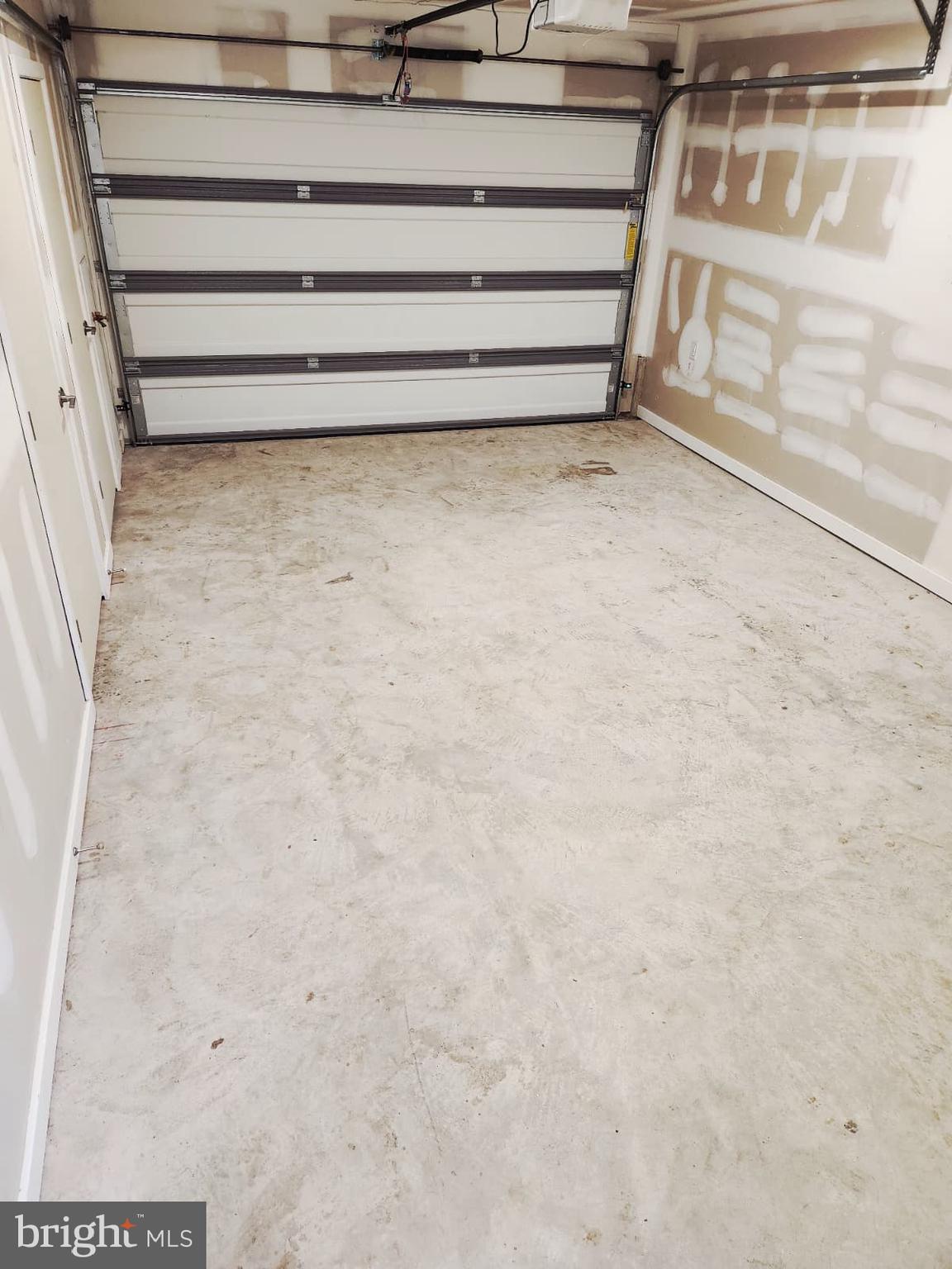 PHILADELPHIA - Residential Lease