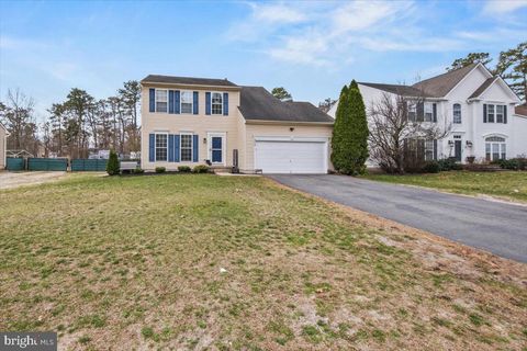 Photo of 404 Montana Trl, BROWNS MILLS, NJ 08015 (MLS # NJBL2106490)