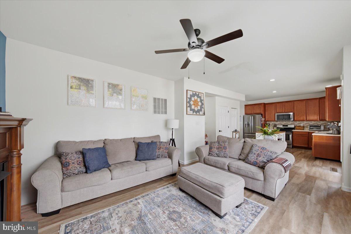 404 MONTANA TRL TRAIL