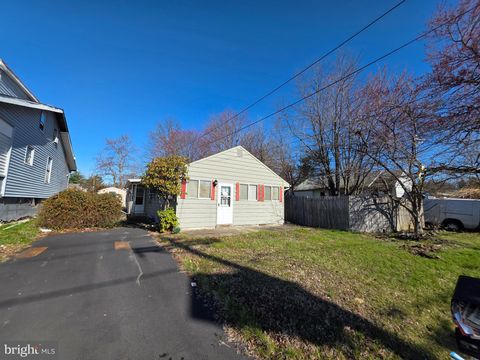 Homes For Sale - 1625 Fifth Street<br/> Mercer County, EWING, NJ 08638