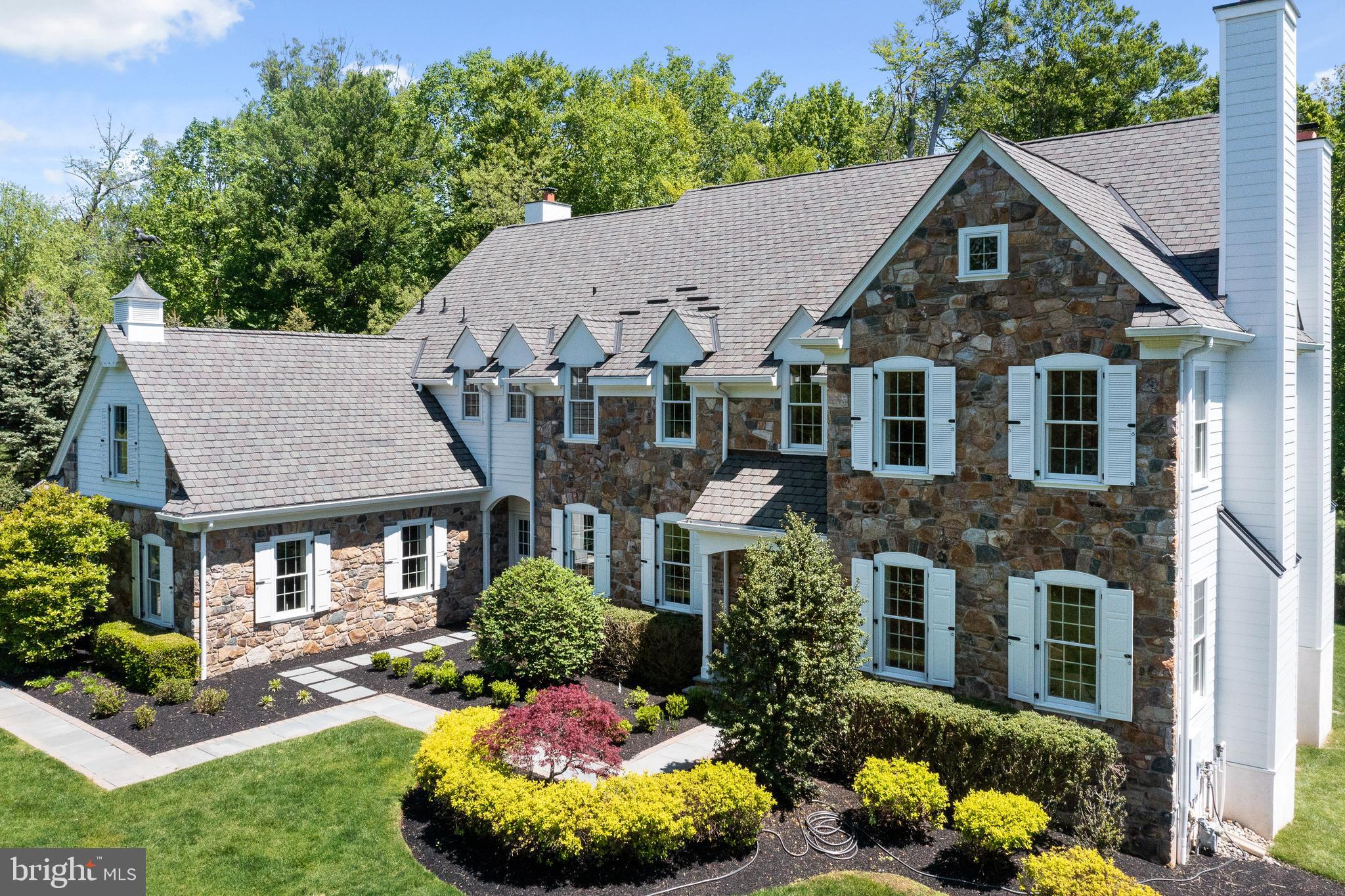 WHITE HORSE - Residential