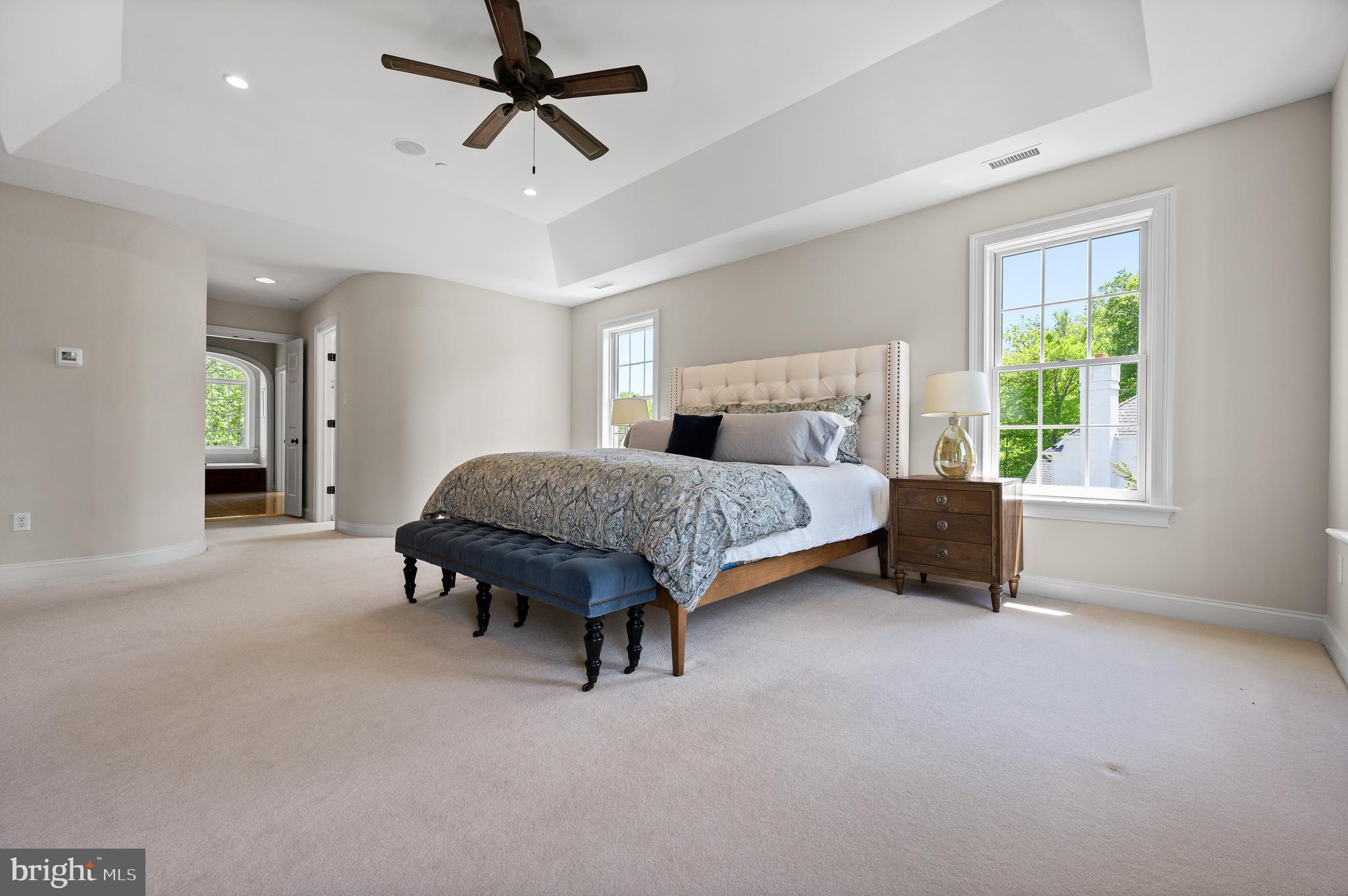 WHITE HORSE - Residential