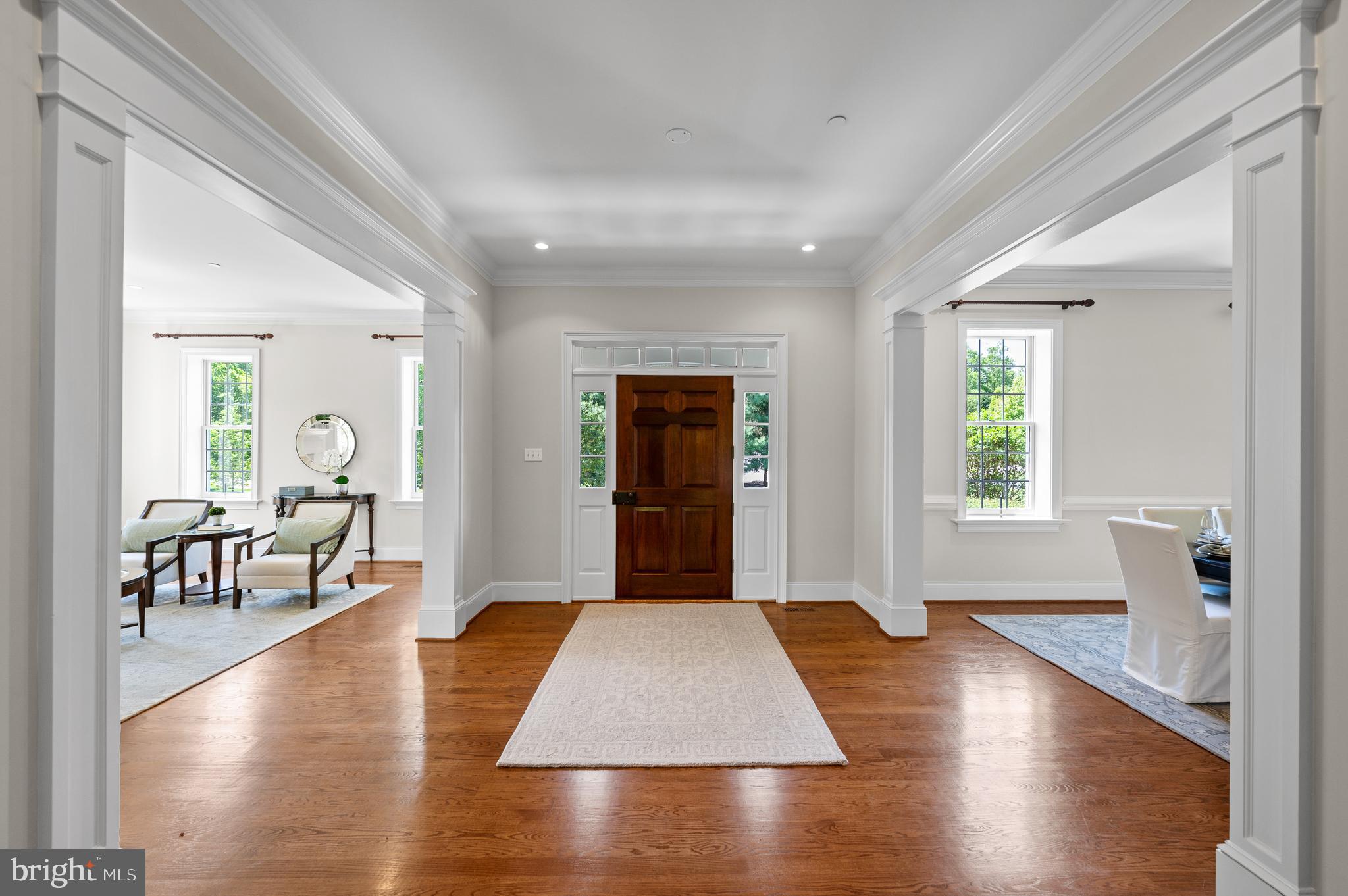 WHITE HORSE - Residential