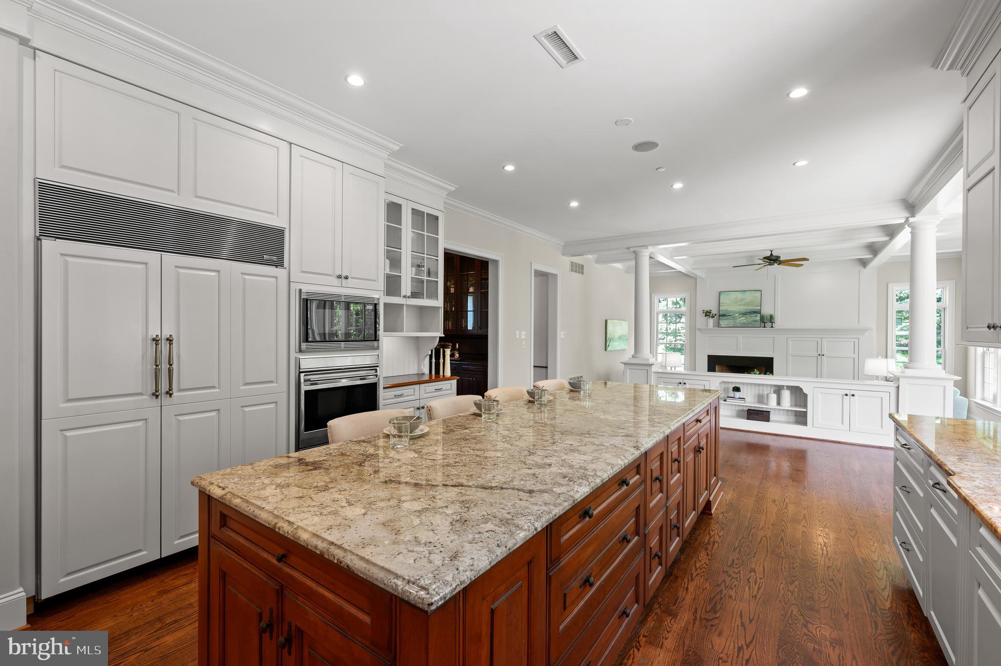 WHITE HORSE - Residential