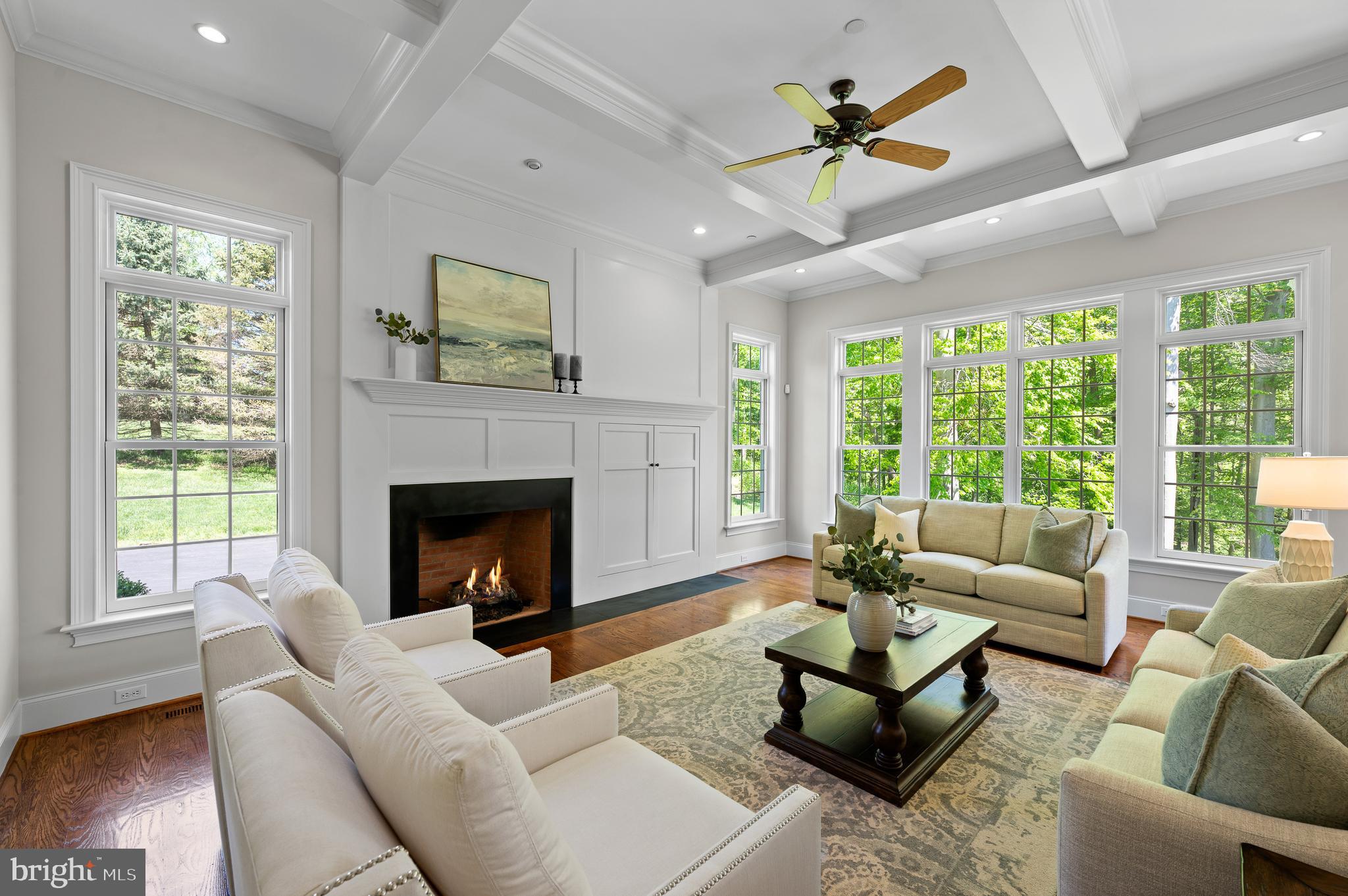 WHITE HORSE - Residential