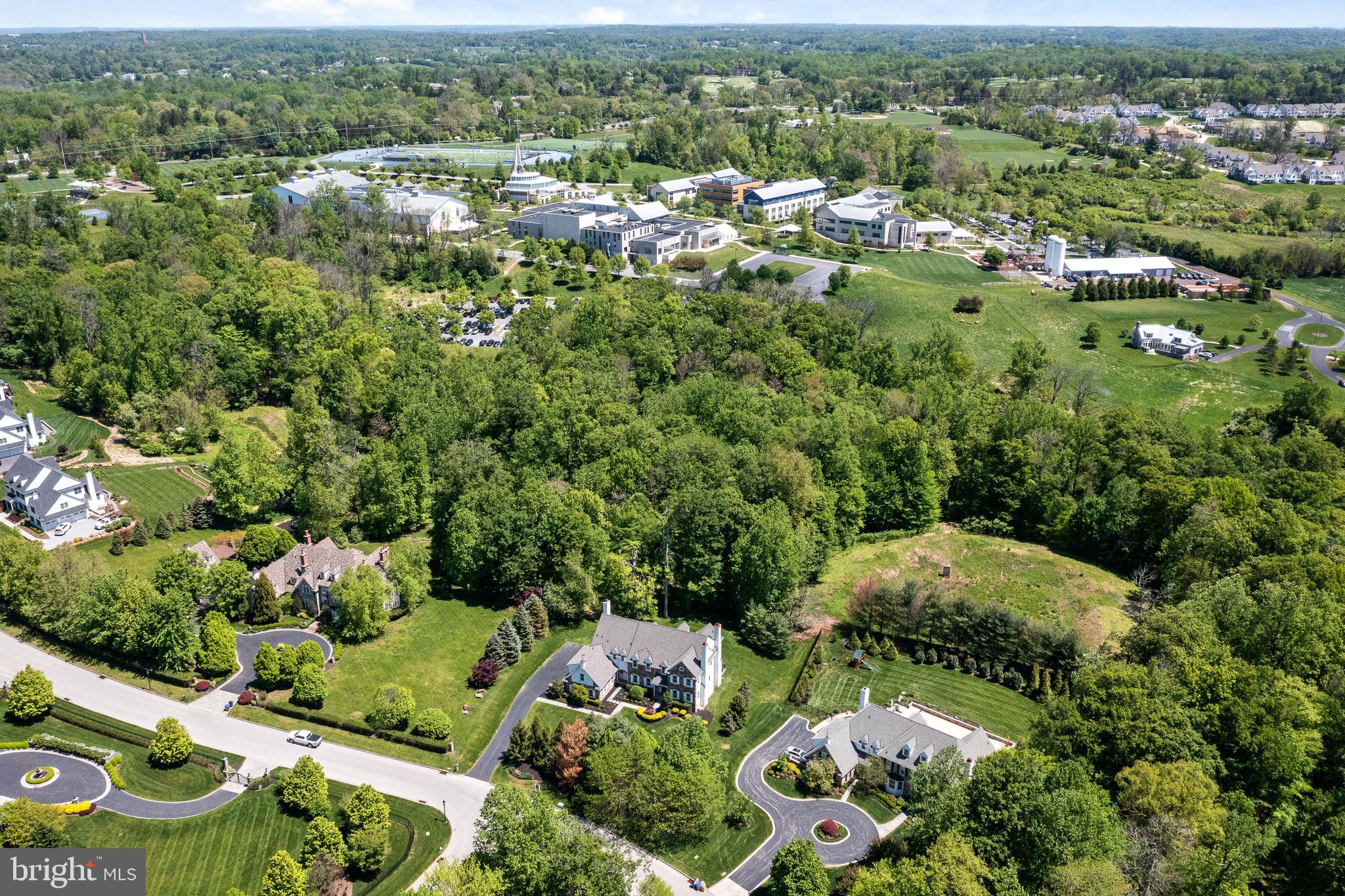 WHITE HORSE - Residential