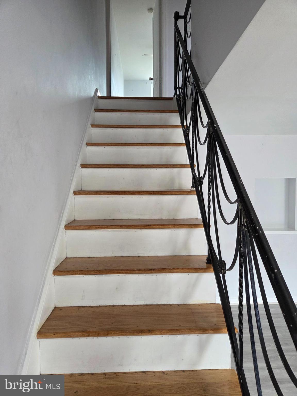 OXFORD CIRCLE - Residential