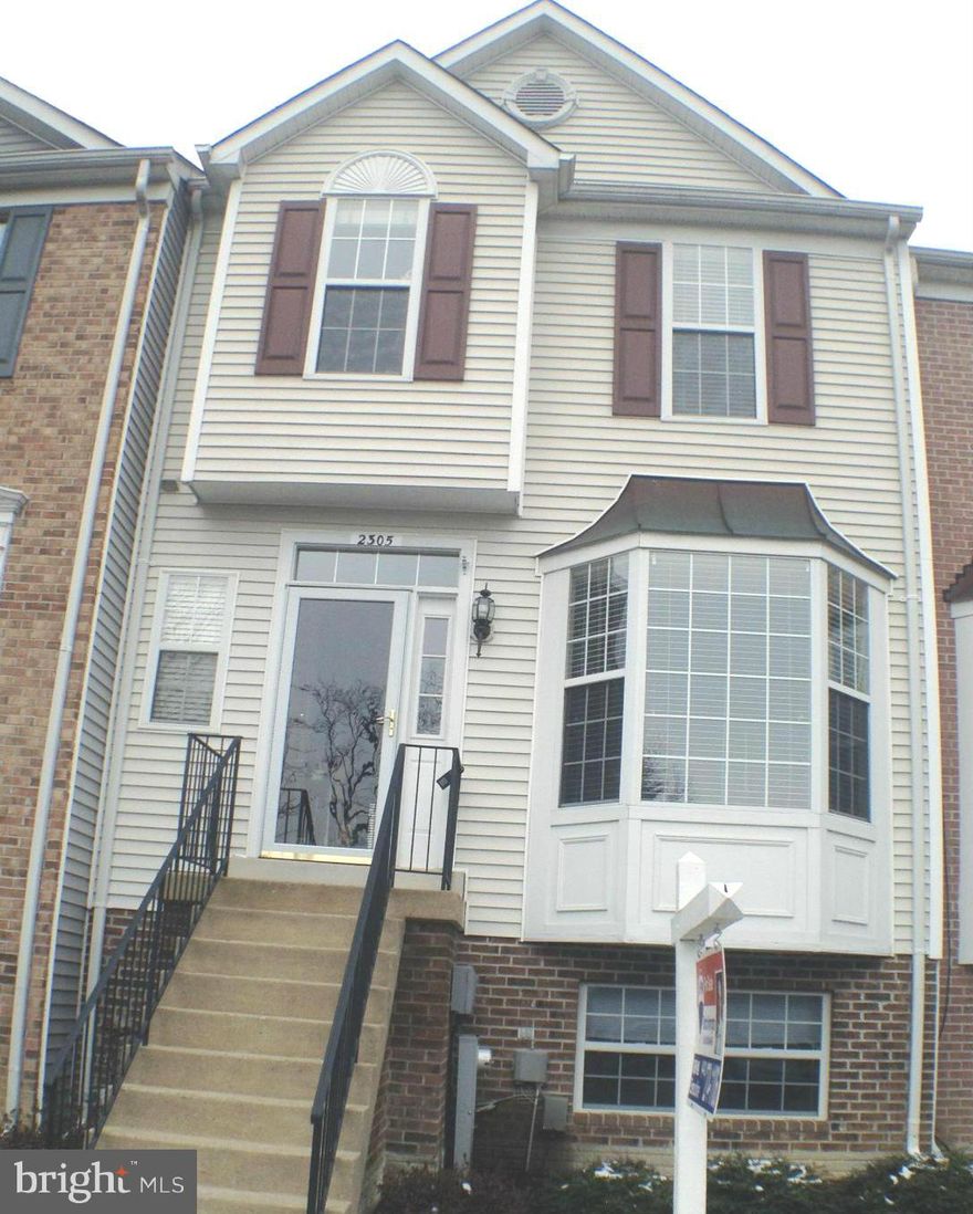 Fantastic condition current owners are exceptional at maintenance.master bedroom vaulted ceilings, custom clear glass, remodeled master bath, lots of hardwood & ceramic flooring. hurry will sell! Priced to sell- exceptional! multi level decks. fenced rear yard with storage shed. perfect for entertaining. Lower level utility room could be finished easily into a 4th Bedrm with access to full bath.