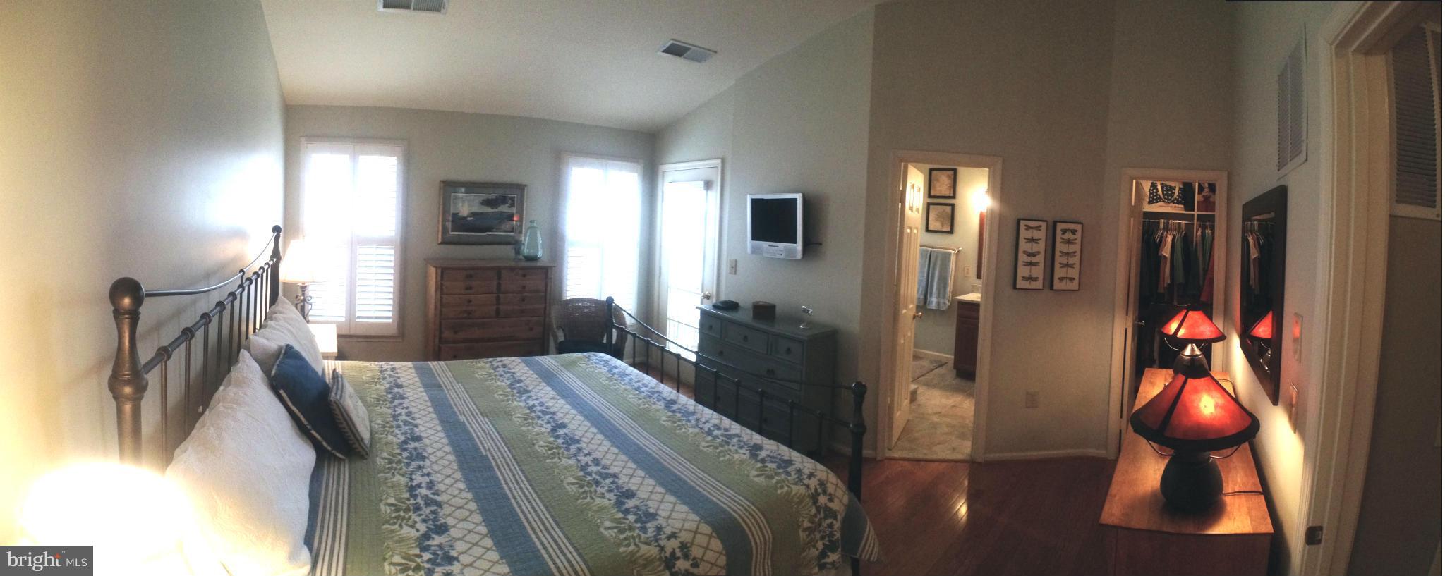 THE KNOLLS - Residential