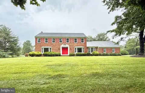 8 Evans Drive, West Windsor, NJ MLS: NJME2081674