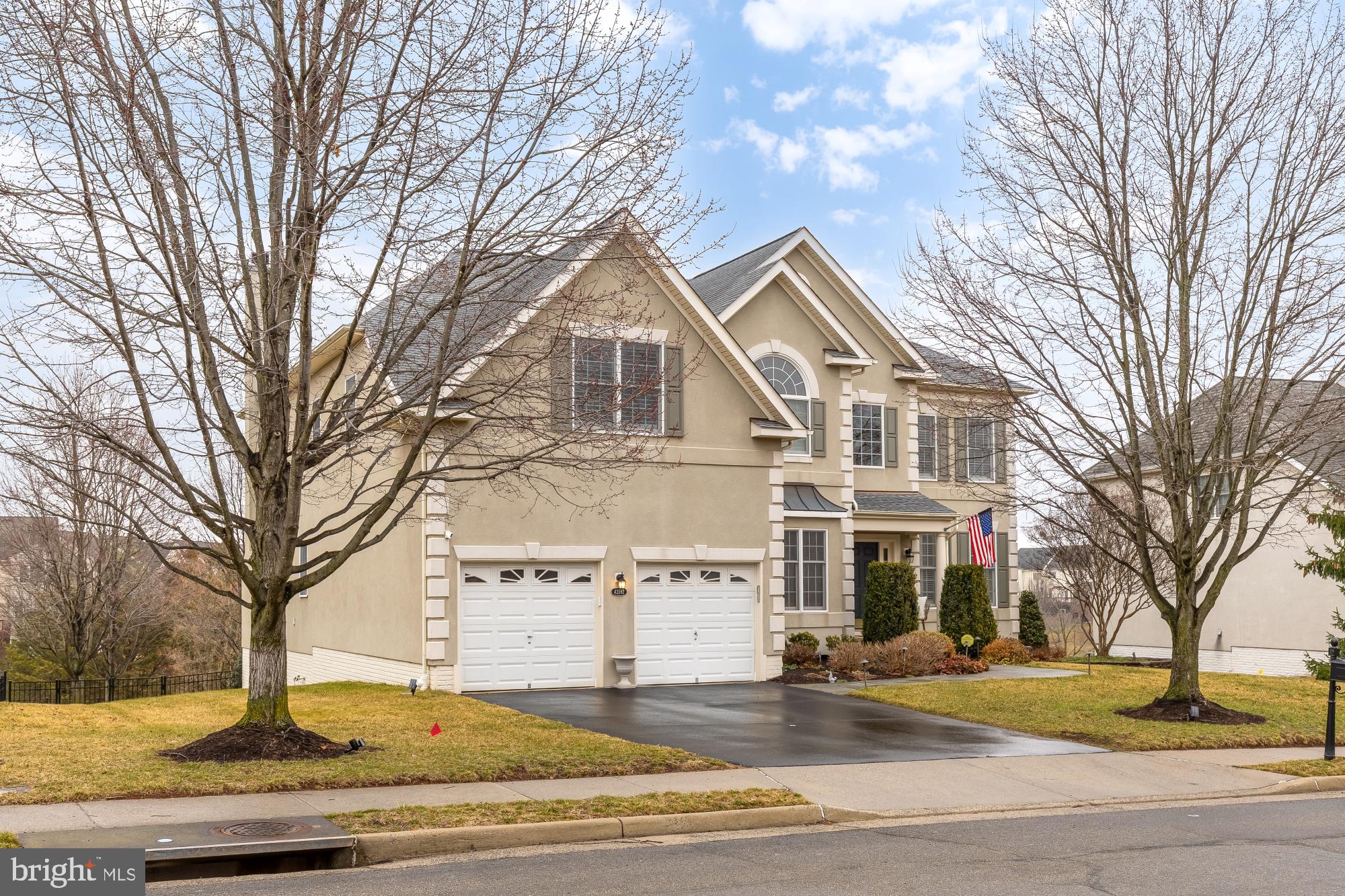 43592 LUCKETTS BRIDGE CIRCLE