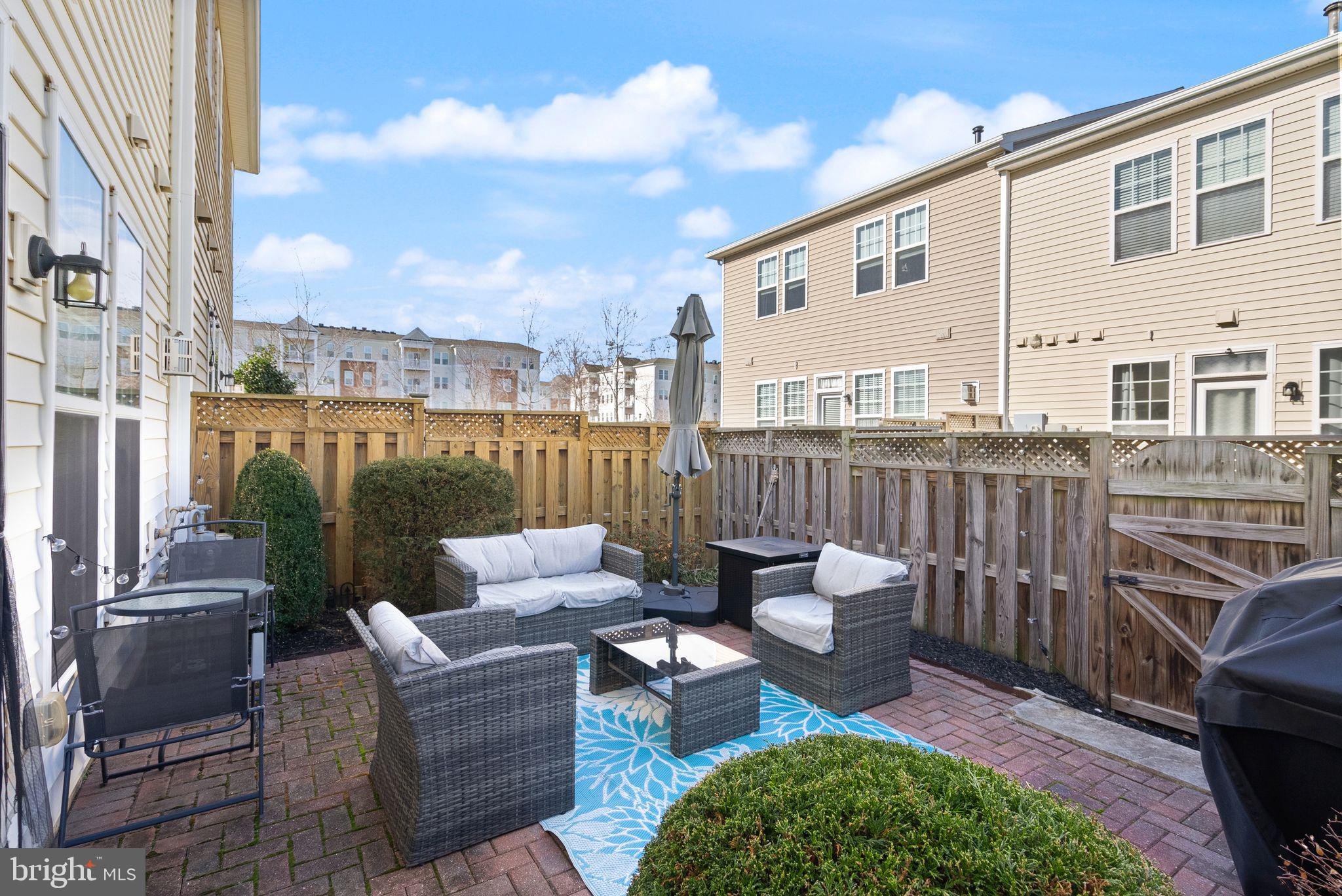 STONE RIDGE - Residential