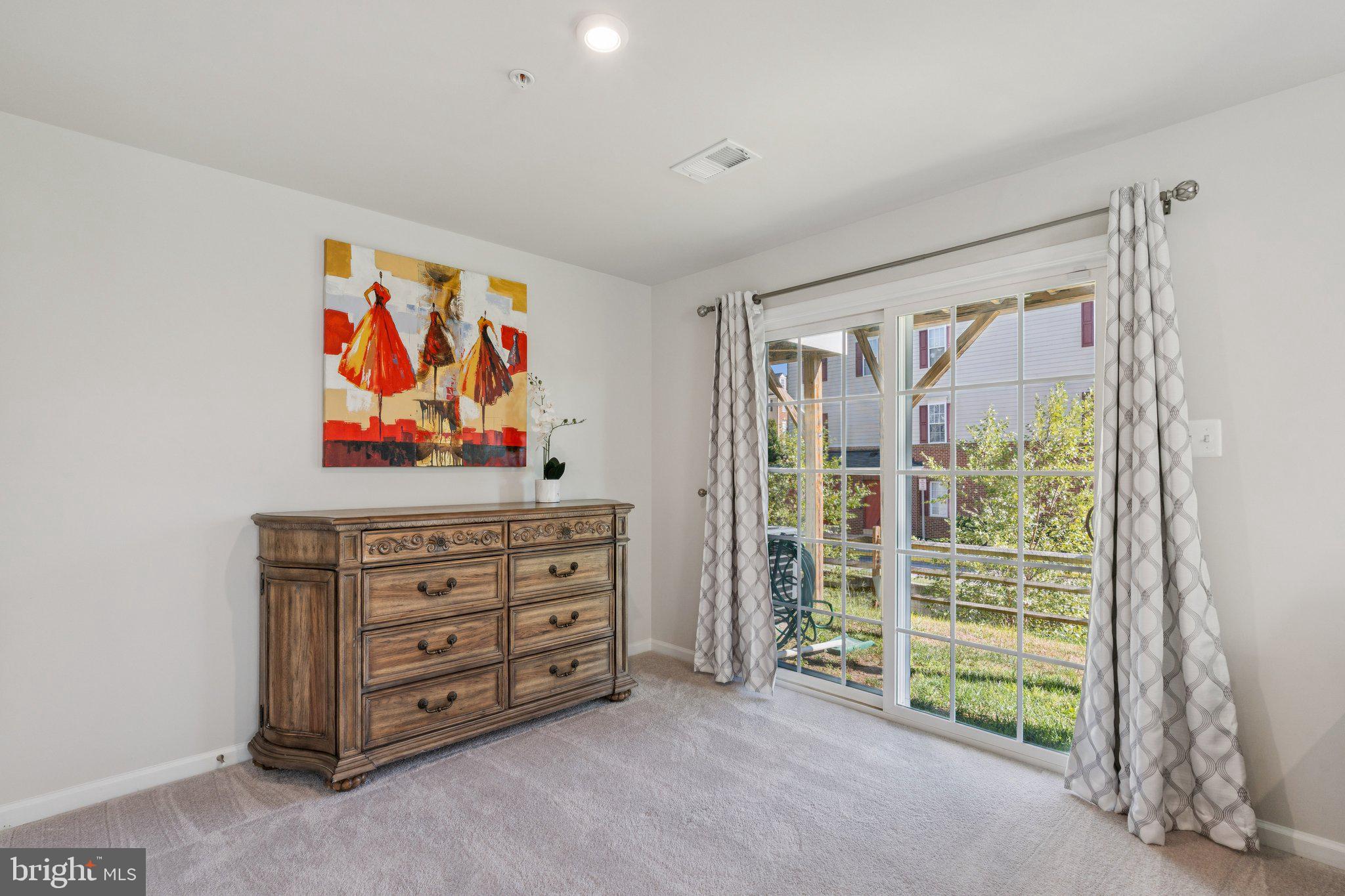 ANCHOR POINT - Residential