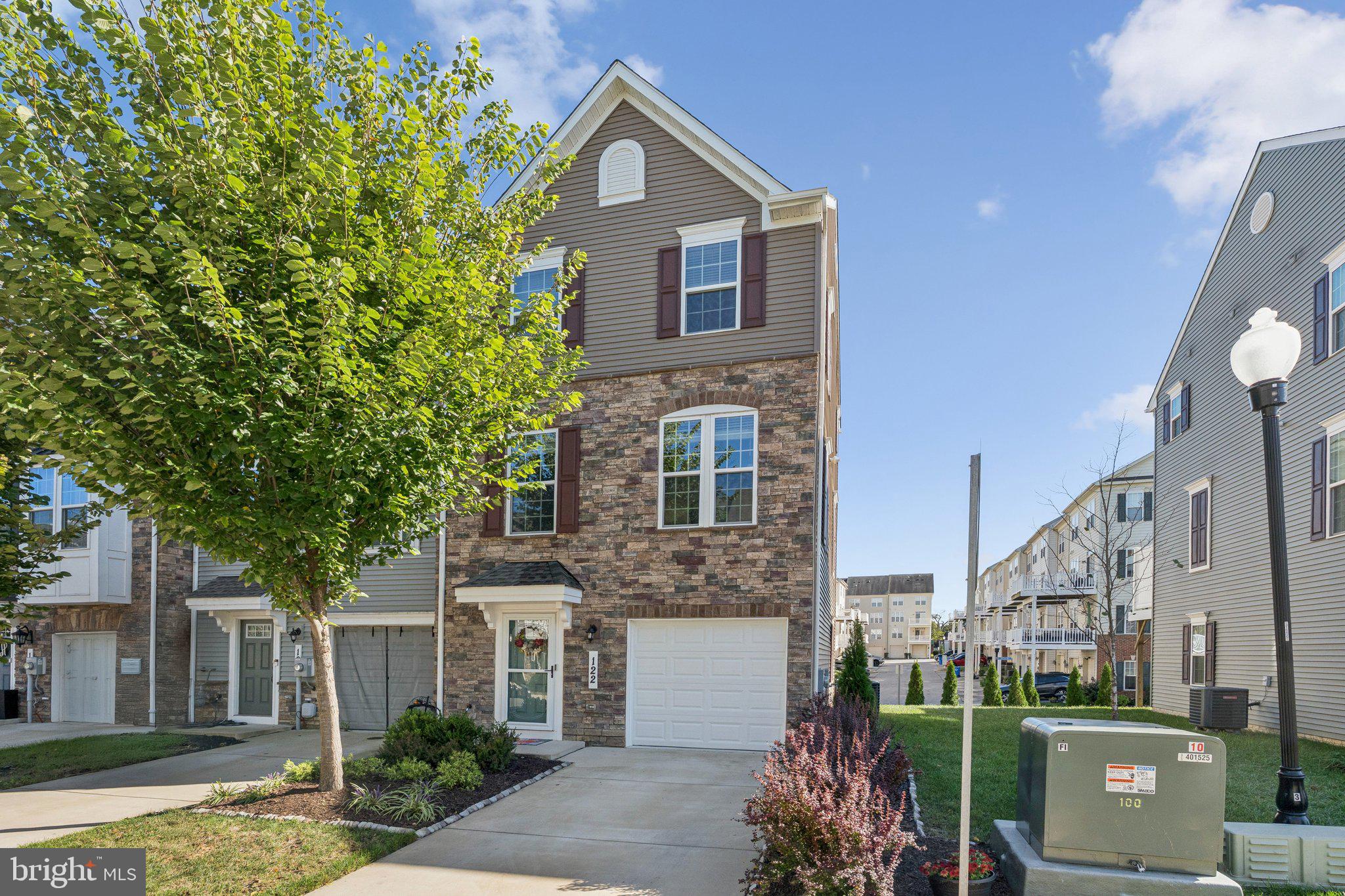 ANCHOR POINT - Residential