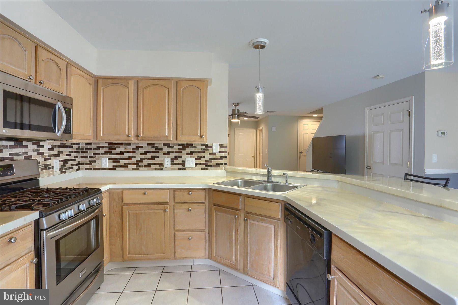 FAIRFIELD CONDOS - Residential