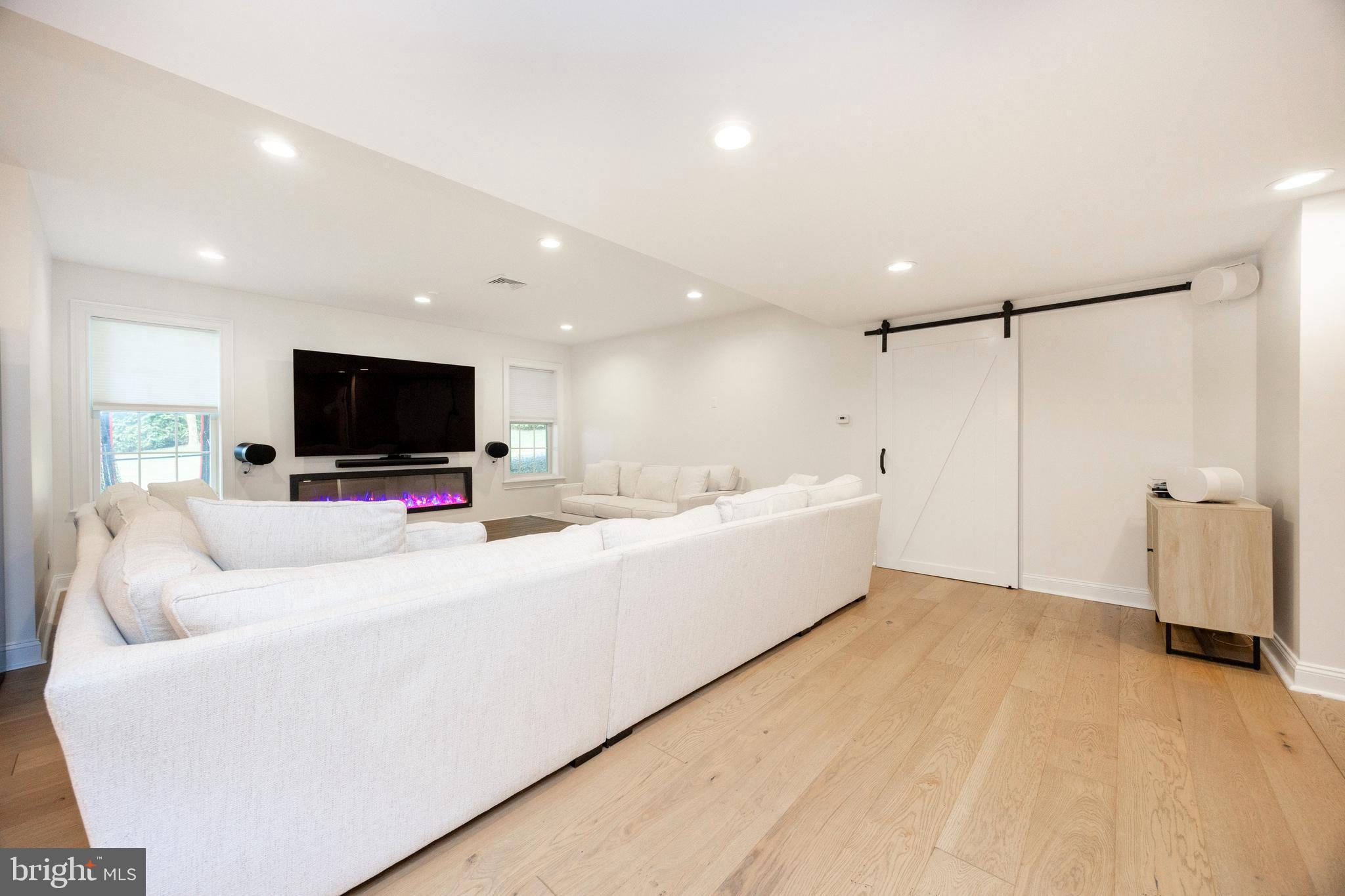 RIVERSIDE AT CHADDS - Residential